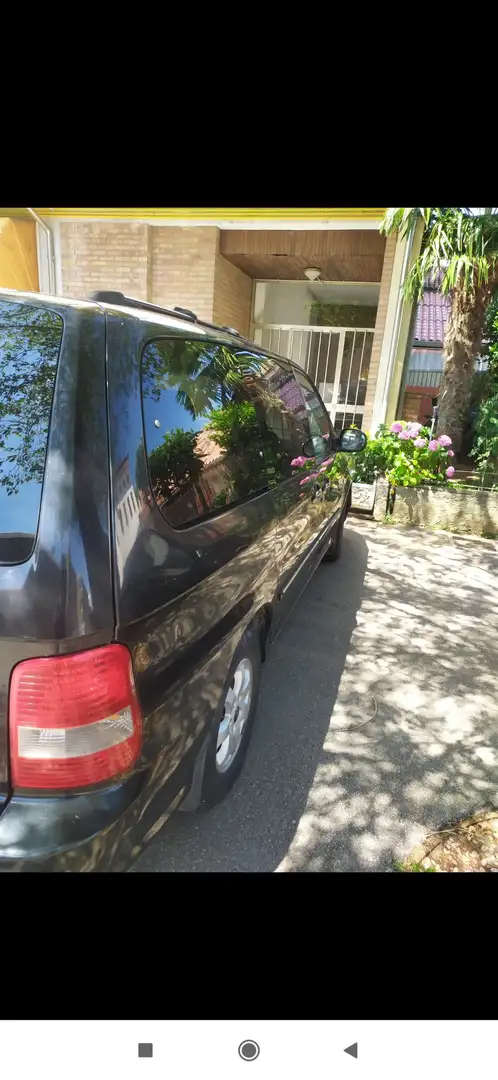 Kia Carnival Carnival I 2001 2.9 crdi hpdi 16v Class ex comfort Negru - 2