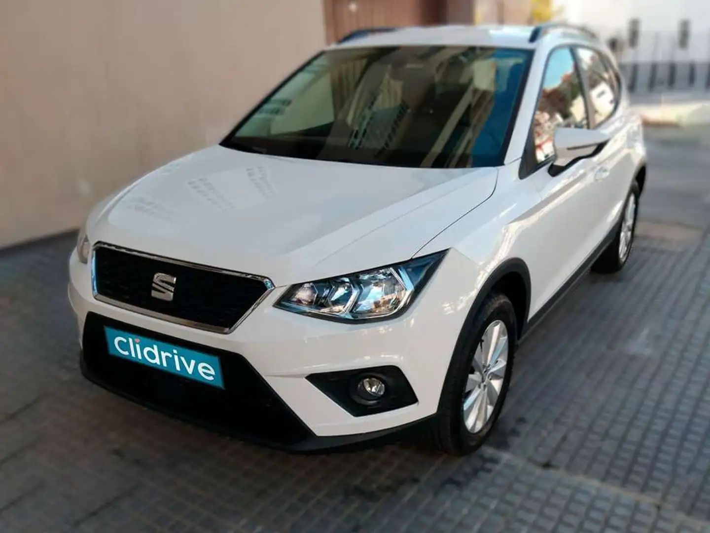 SEAT Arona 1.0 TSI 81kW (110CV) Style Plus Blanc - 2
