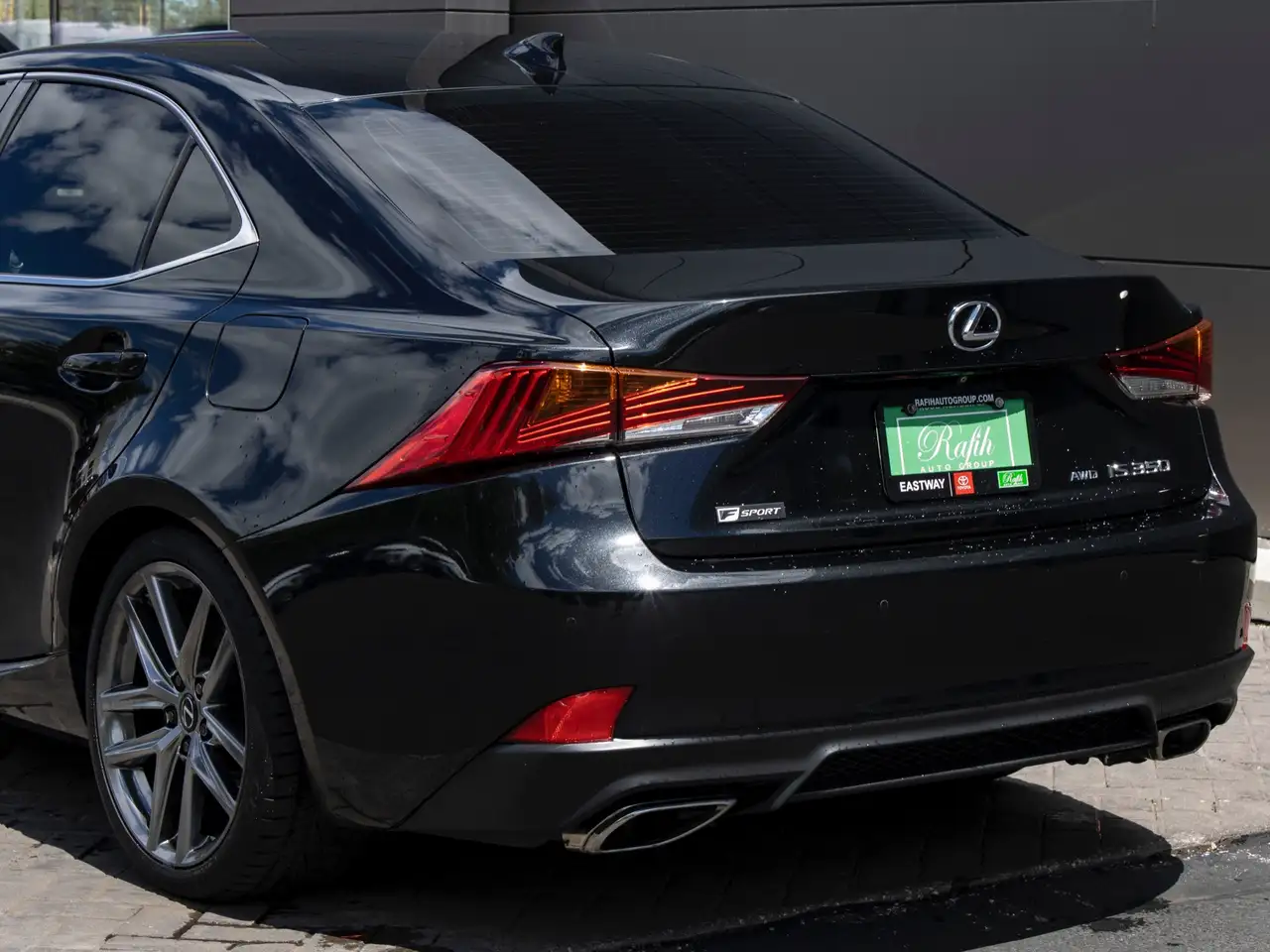 Lexus IS снимка Lexus IS