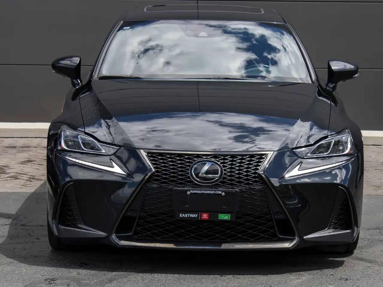 Lexus IS снимка Lexus IS