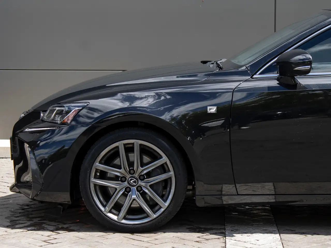 Lexus IS снимка Lexus IS