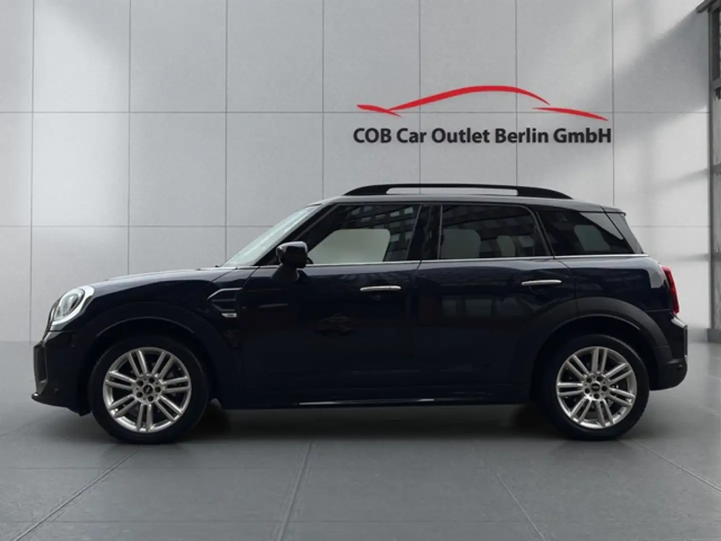 MINI Cooper Countryman Untamed Edition Schwarz - 2