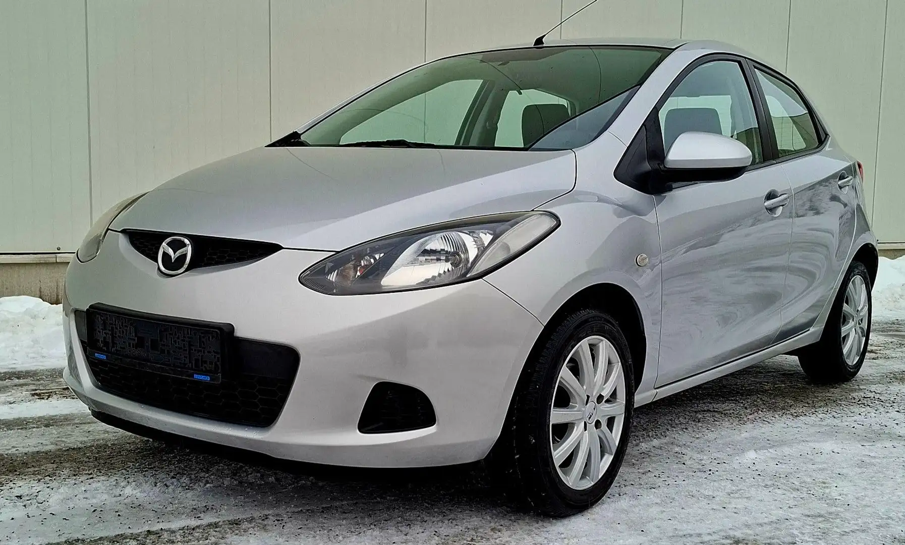 Mazda 2 Lim. 1.3 + Tüv neu Silber - 2