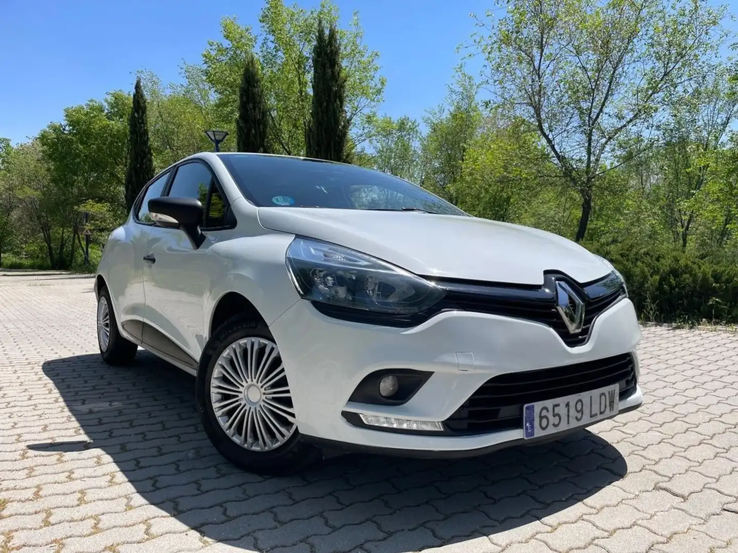 Renault Clio Business TCe 74 kW (100CV) GLP Blanco - 1