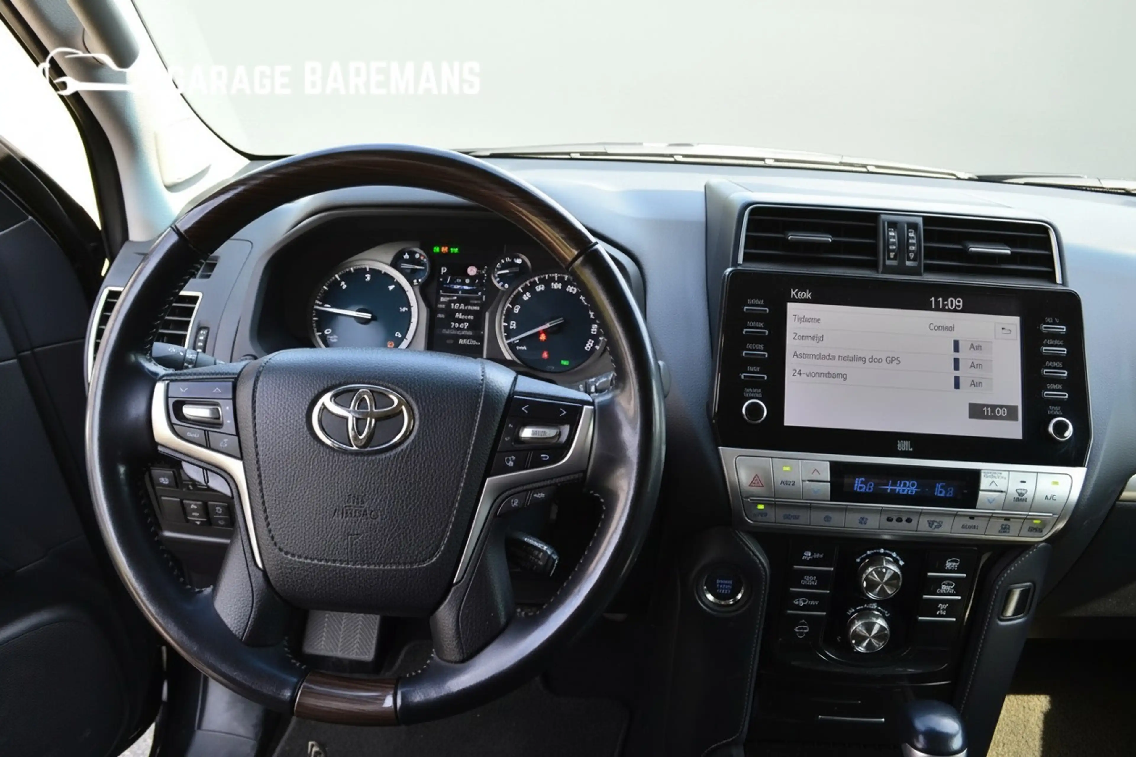 Toyota Land Cruiser 150 2.8 D-4D Black Edition 7 Pers 204PK Alle optie — photo 11