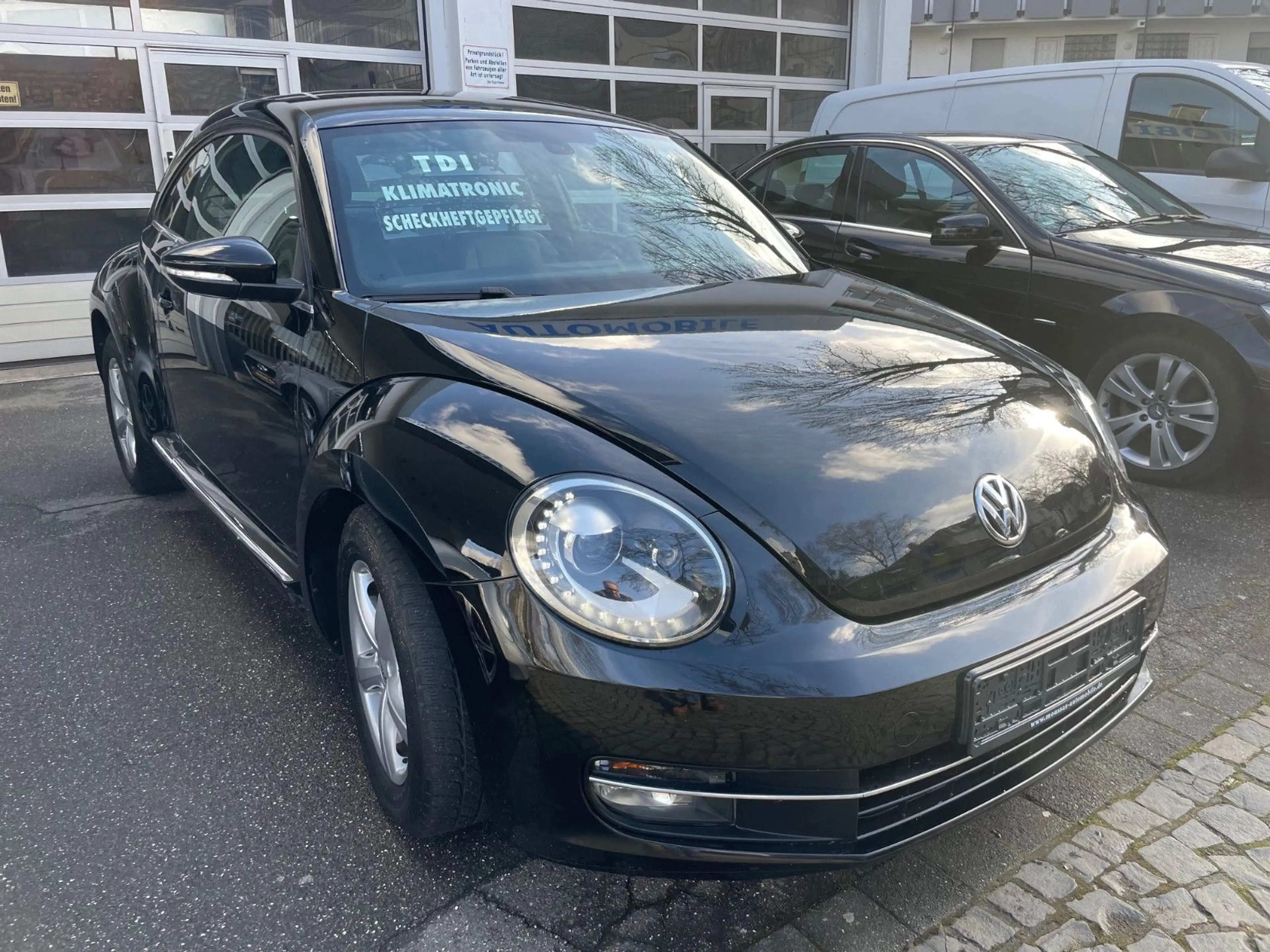 Volkswagen Beetle Lim. 2.0 TDI, Design, Bi-Xenon, DSG — photo 3