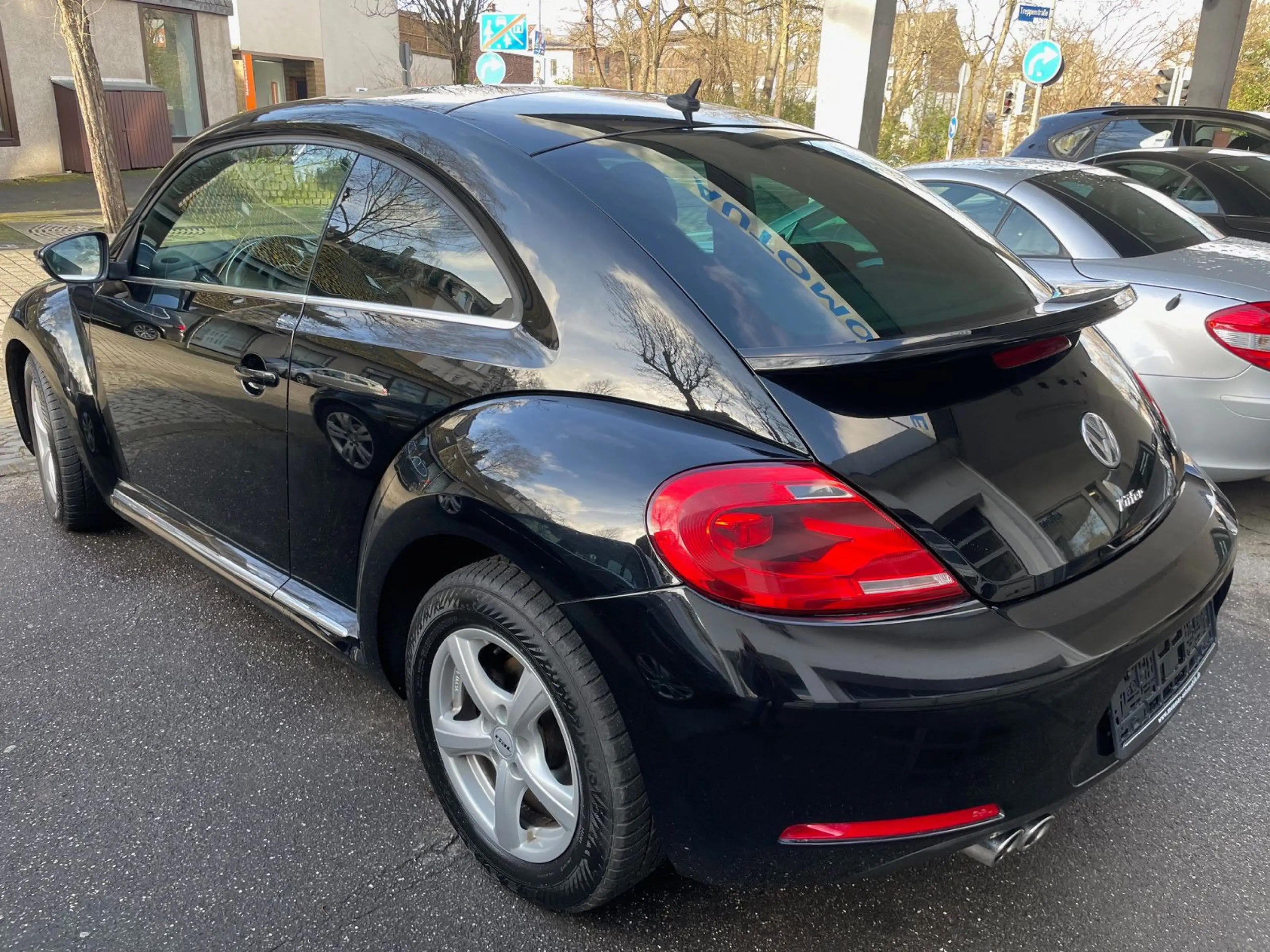 Volkswagen Beetle Lim. 2.0 TDI, Design, Bi-Xenon, DSG — photo 5