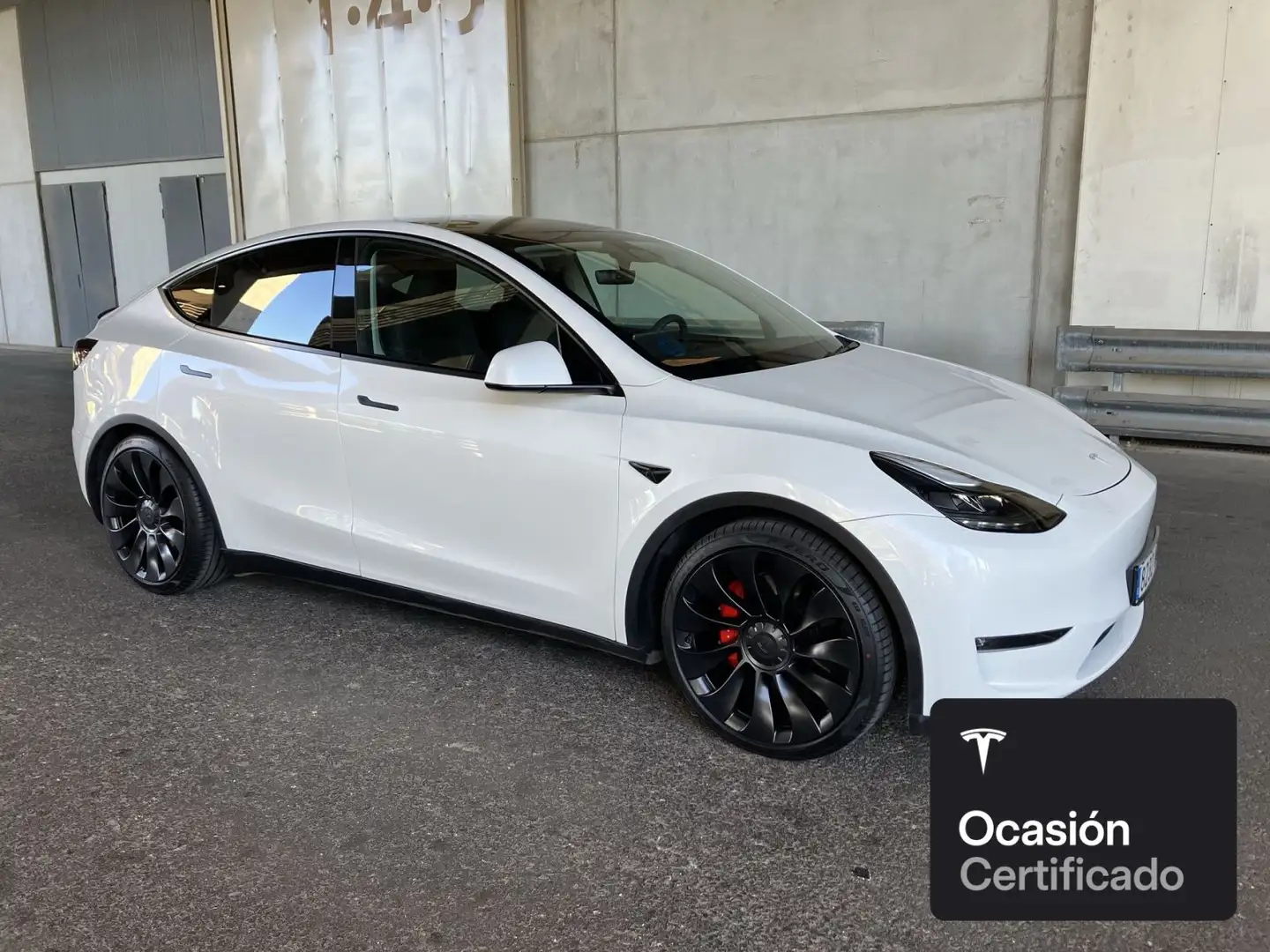 Tesla Model Y Performance Blanc - 2