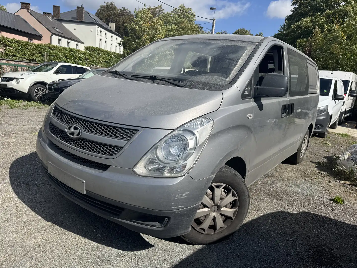Hyundai H-1 2.5 CRDi Travel Comfort Gris - 1