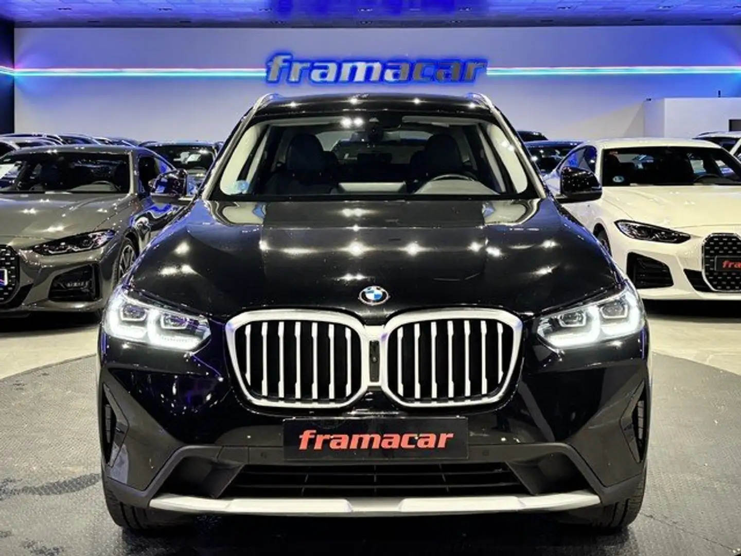 BMW X3 xDrive 20dA xLine Negro - 2