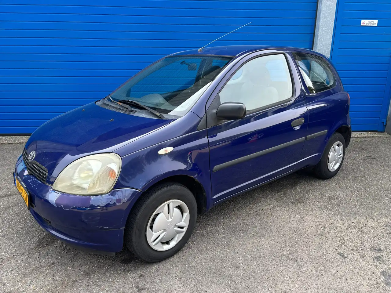Toyota Yaris 1.0-16V VVT-i, foto 2