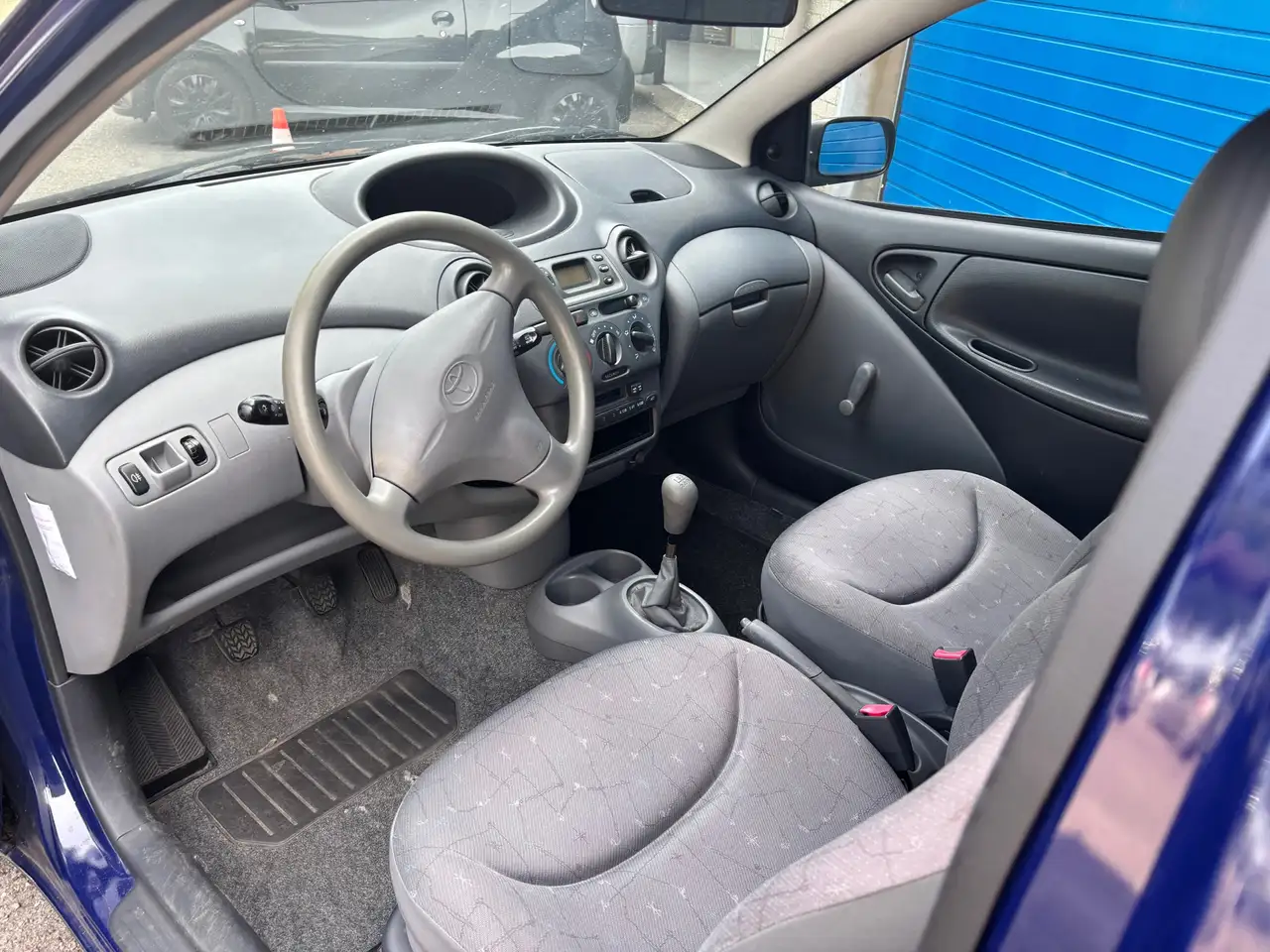 Toyota Yaris 1.0-16V VVT-i, foto 8