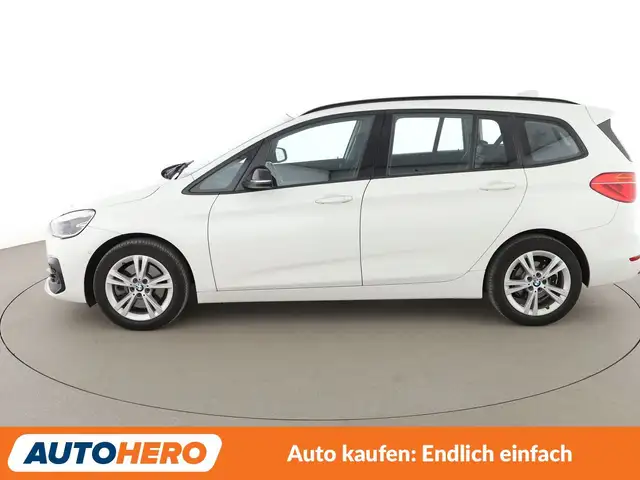 BMW 2 Series view 3