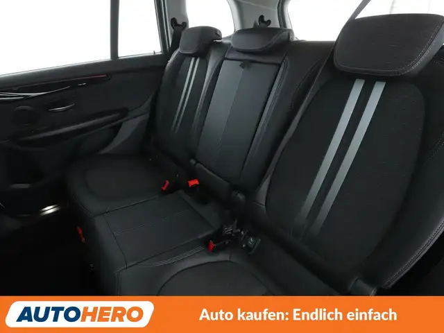 BMW 2 Series view 14