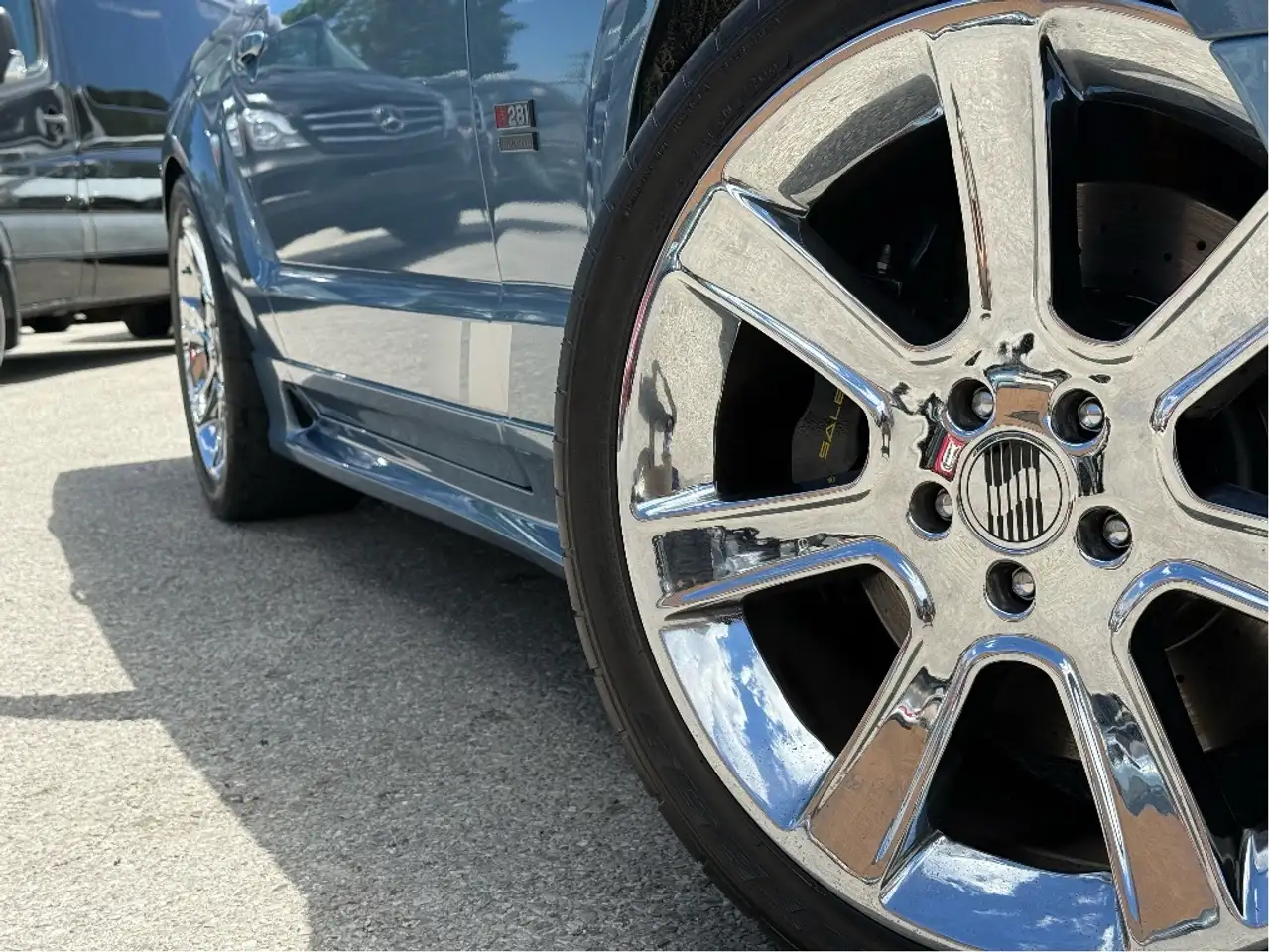 Ford Mustang photo Ford Mustang