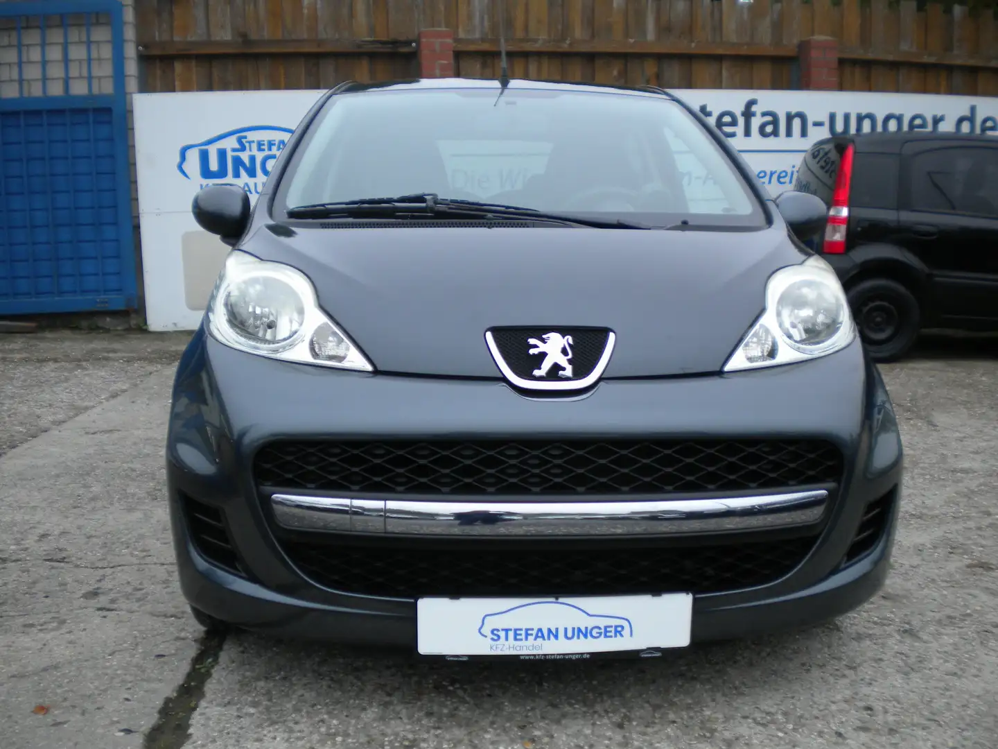 Peugeot 107 Filou/Klima/Servo/ZV+FB/Top Gepflegt/5-Türen/ Grau - 2