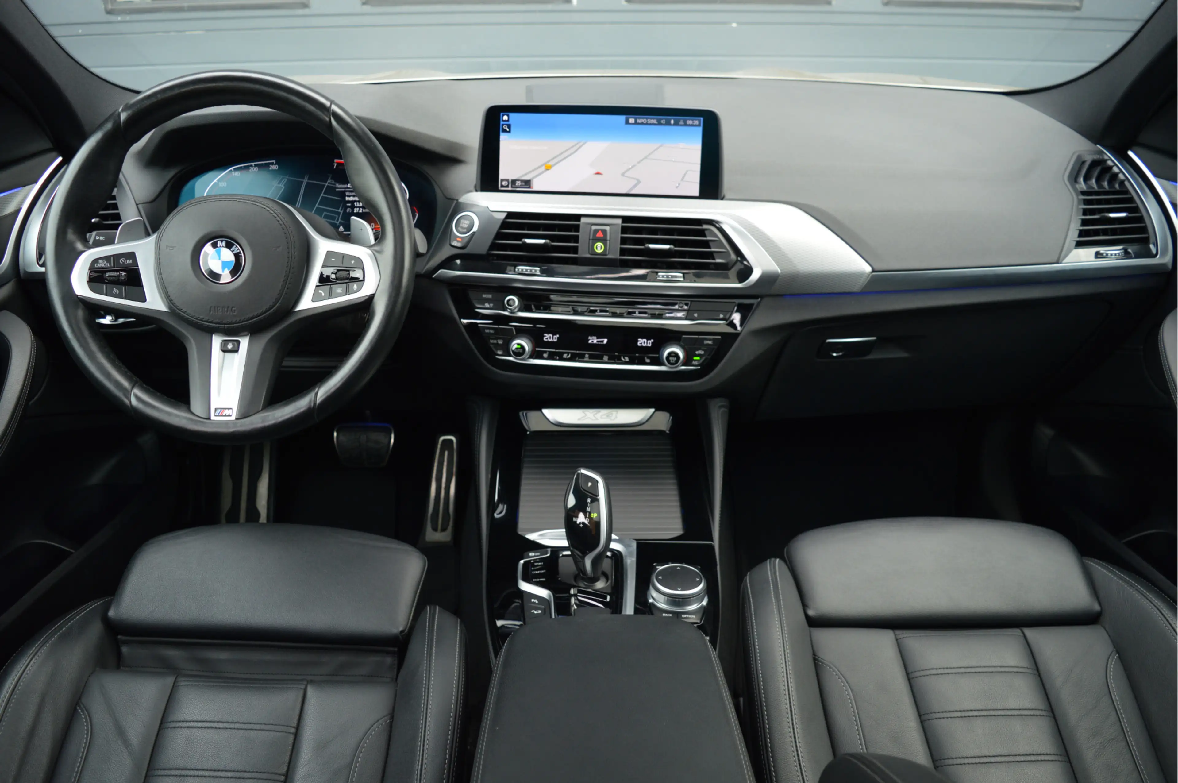 BMW X4 xDrive20i High Executive Edition | M-PAKKET | PANO — photo 7