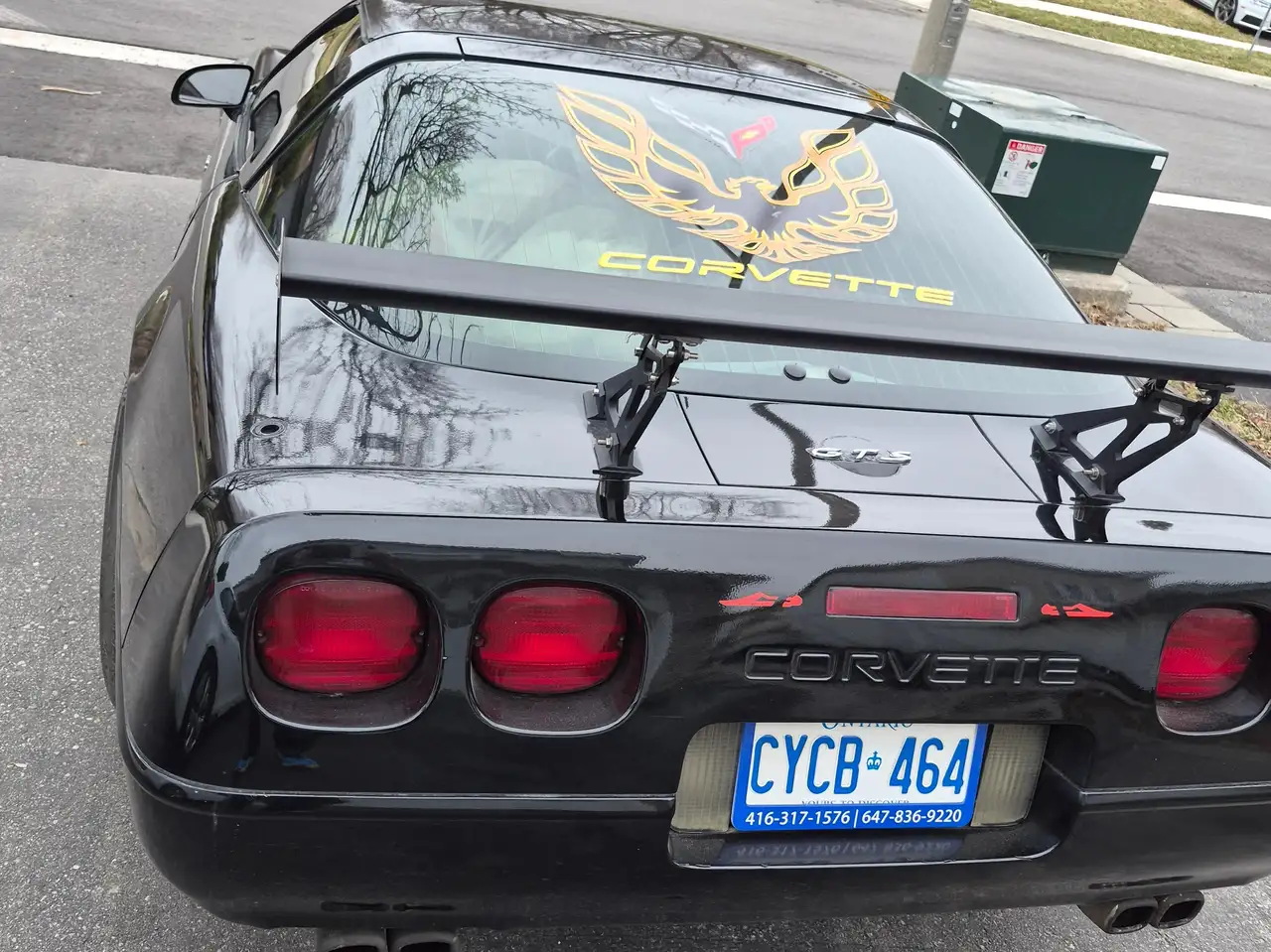 Chevrolet Corvette снимка Chevrolet Corvette