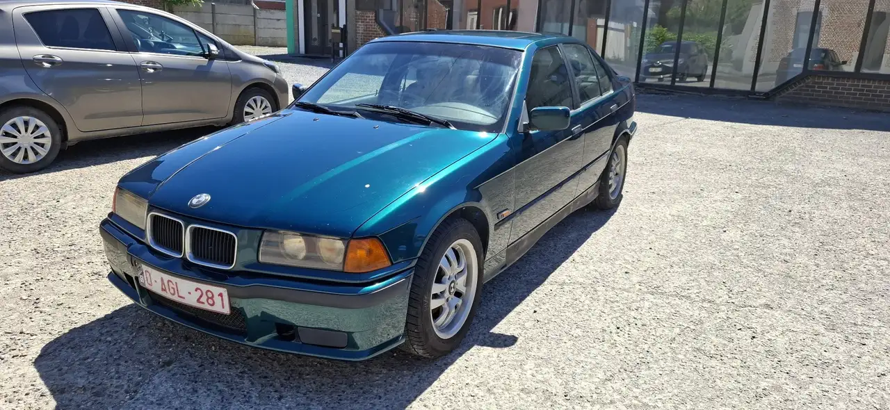 BMW 318 tds, foto 2