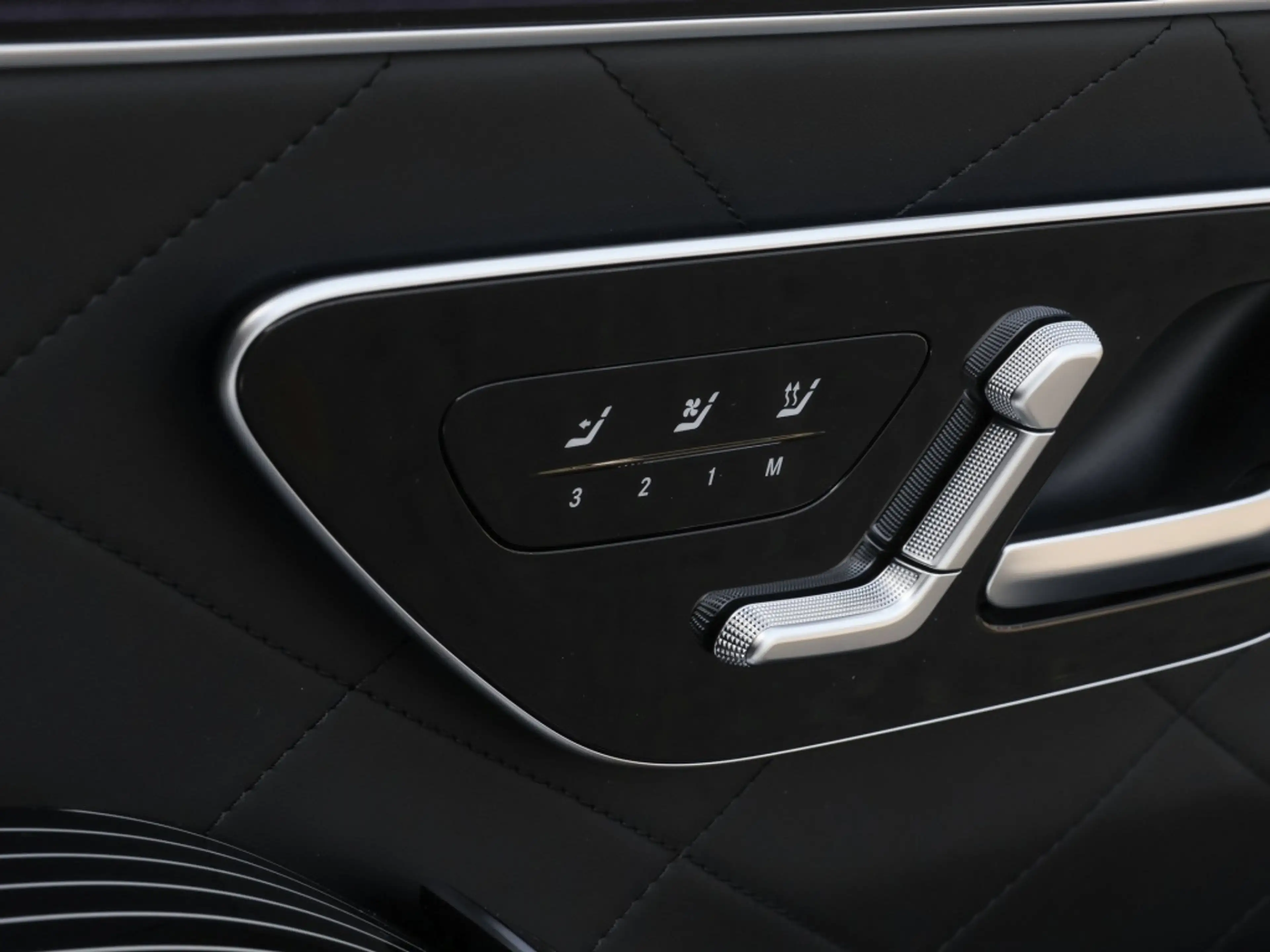 Mercedes-Benz S 450 d 4M L AMG-Sport/Pano/Burm/DIGITAL/Sitzkli — photo 11