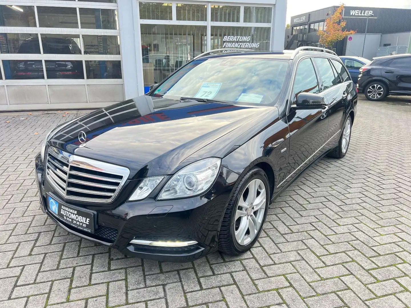 Mercedes-Benz E 220 CDI BlueEfficiency Avantgarde Noir - 2