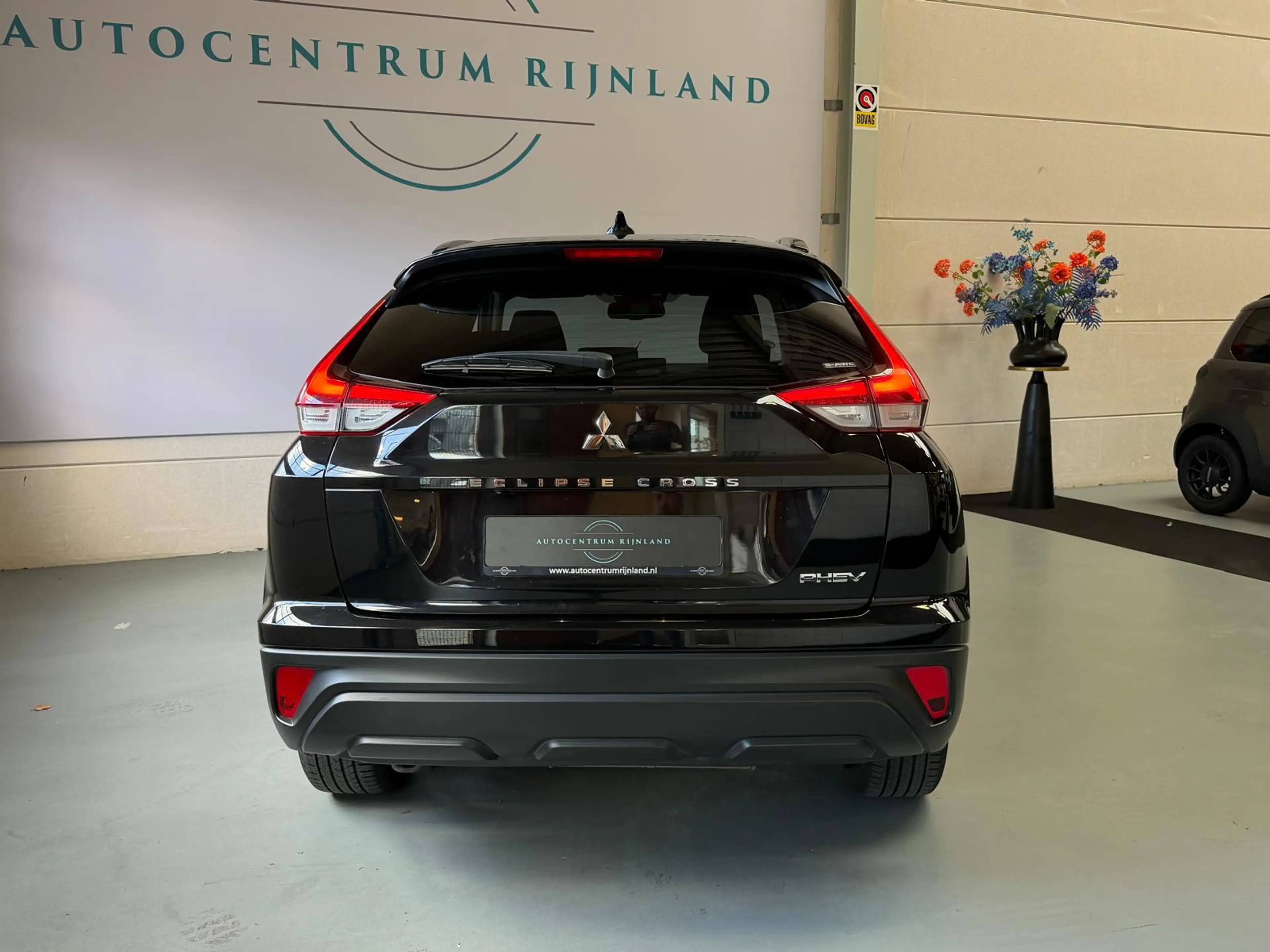 Mitsubishi Eclipse Cross 2.4 PHEV Instyle Navi, Camera, Carplay, Stoelverwa — photo 10