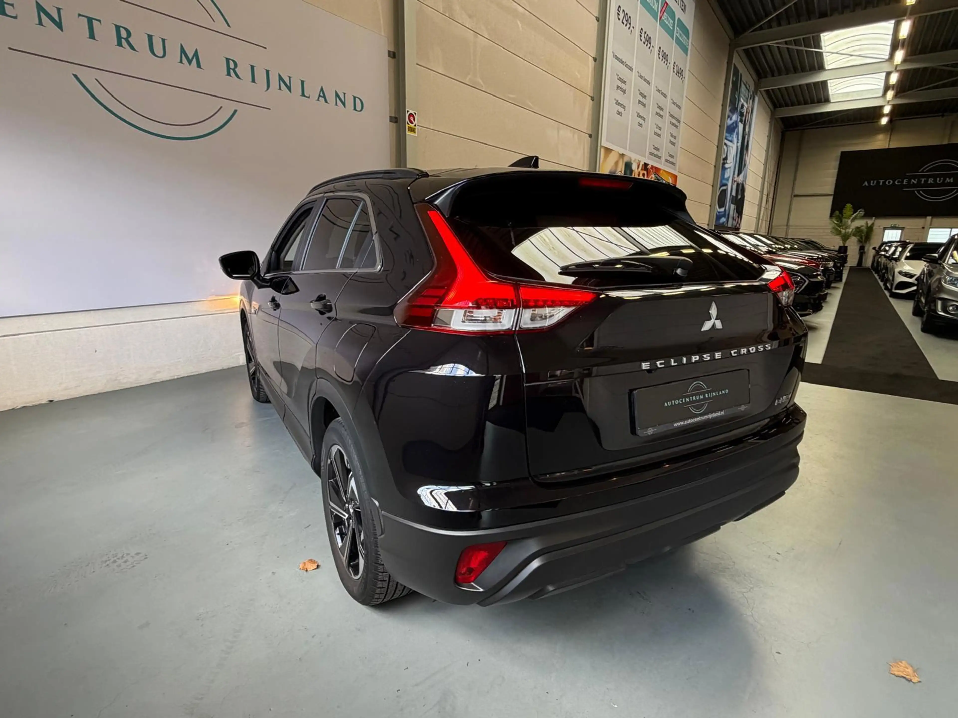 Mitsubishi Eclipse Cross 2.4 PHEV Instyle Navi, Camera, Carplay, Stoelverwa — photo 11