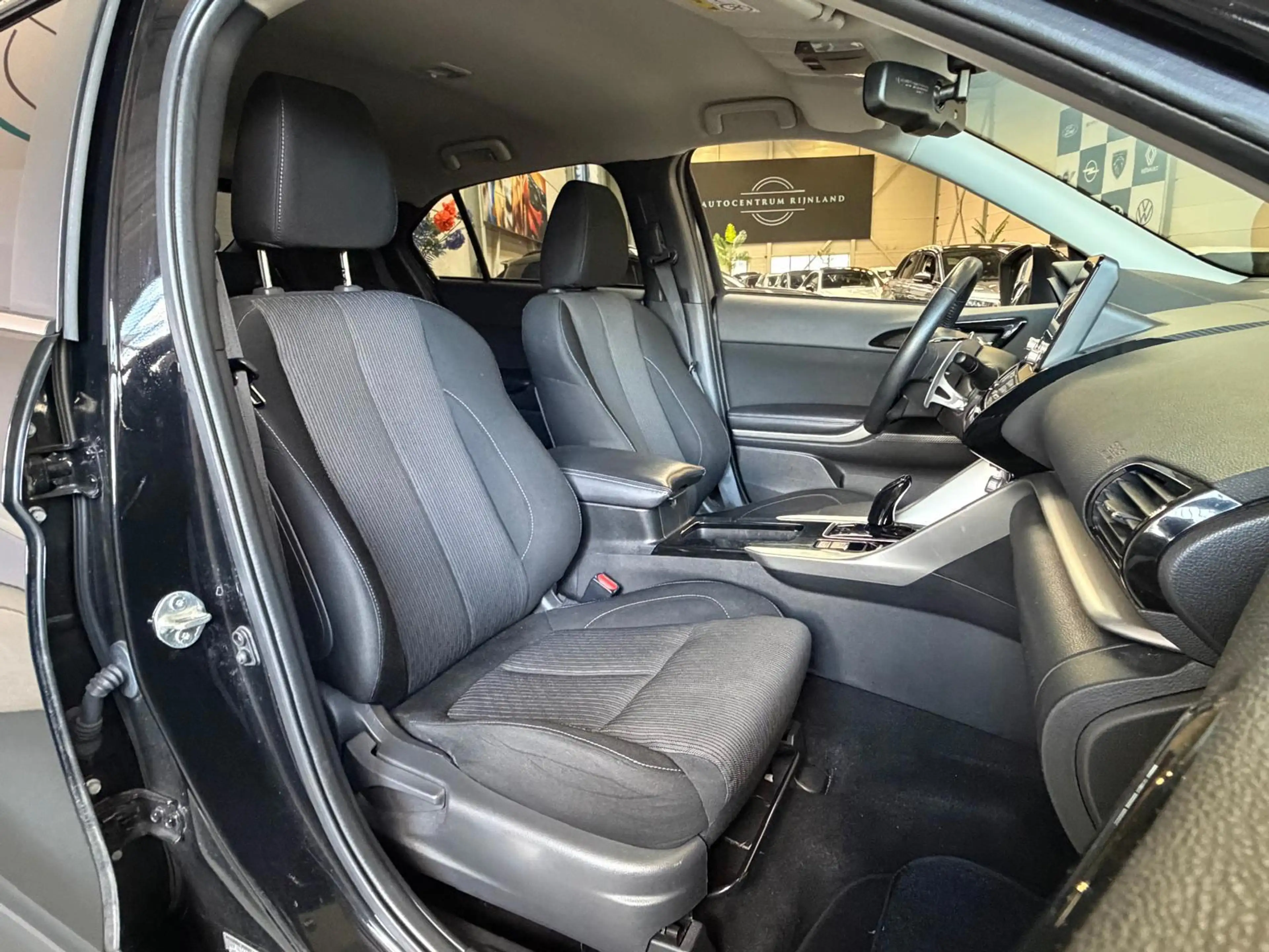 Mitsubishi Eclipse Cross 2.4 PHEV Instyle Navi, Camera, Carplay, Stoelverwa — photo 24