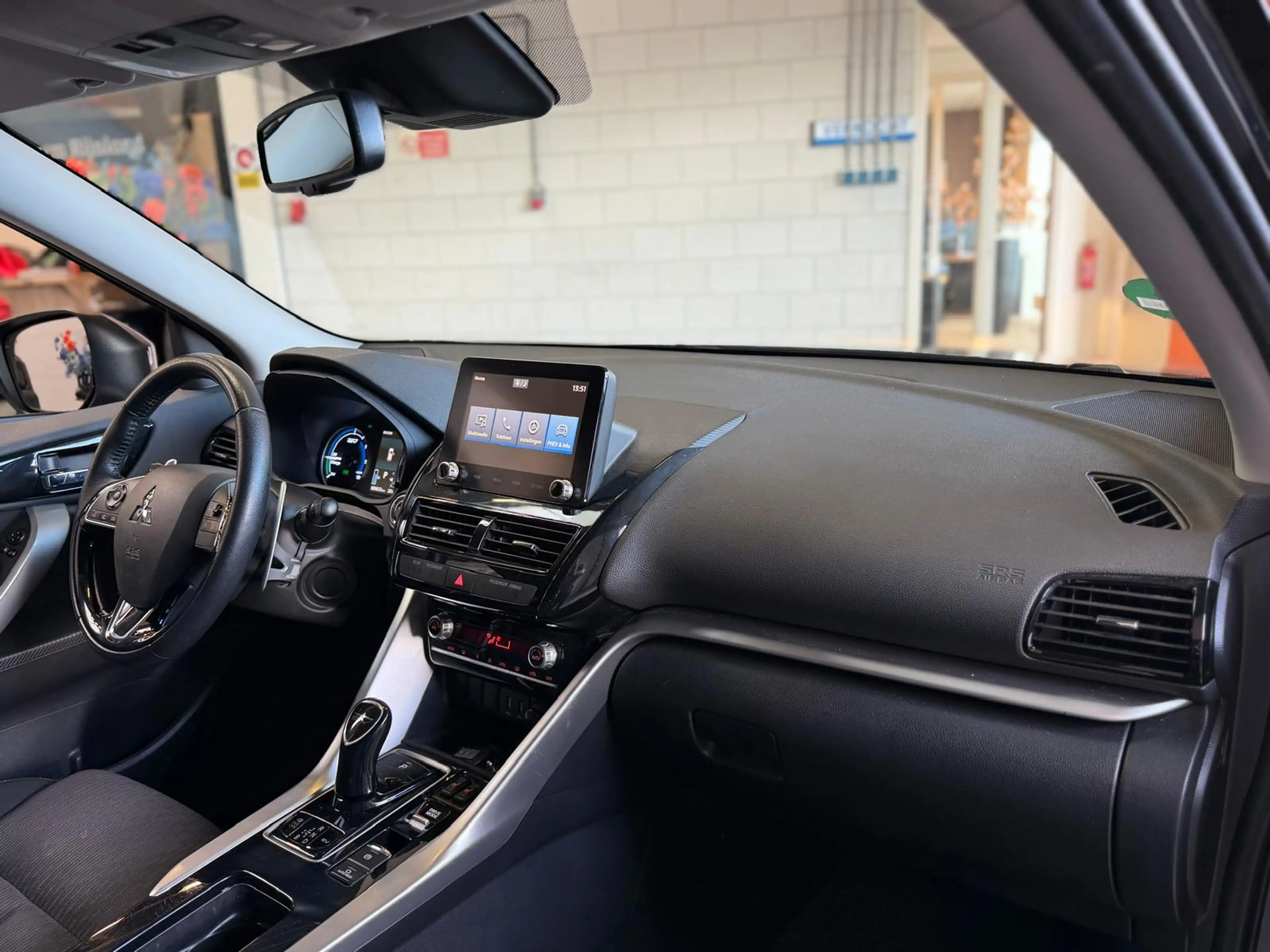 Mitsubishi Eclipse Cross 2.4 PHEV Instyle Navi, Camera, Carplay, Stoelverwa — photo 27