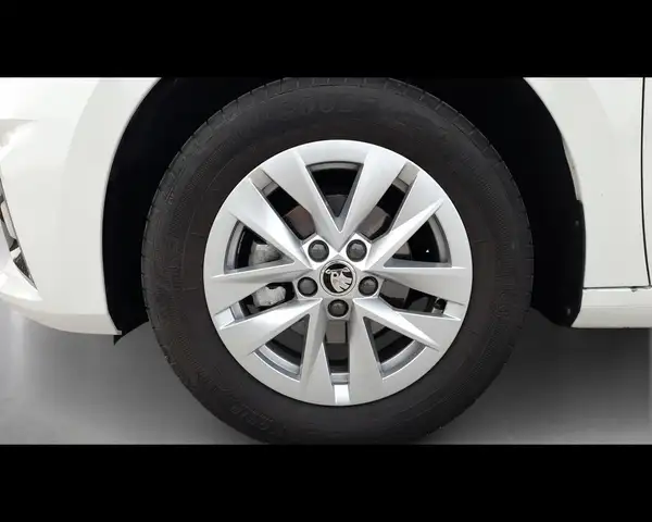 Skoda Fabia view 9
