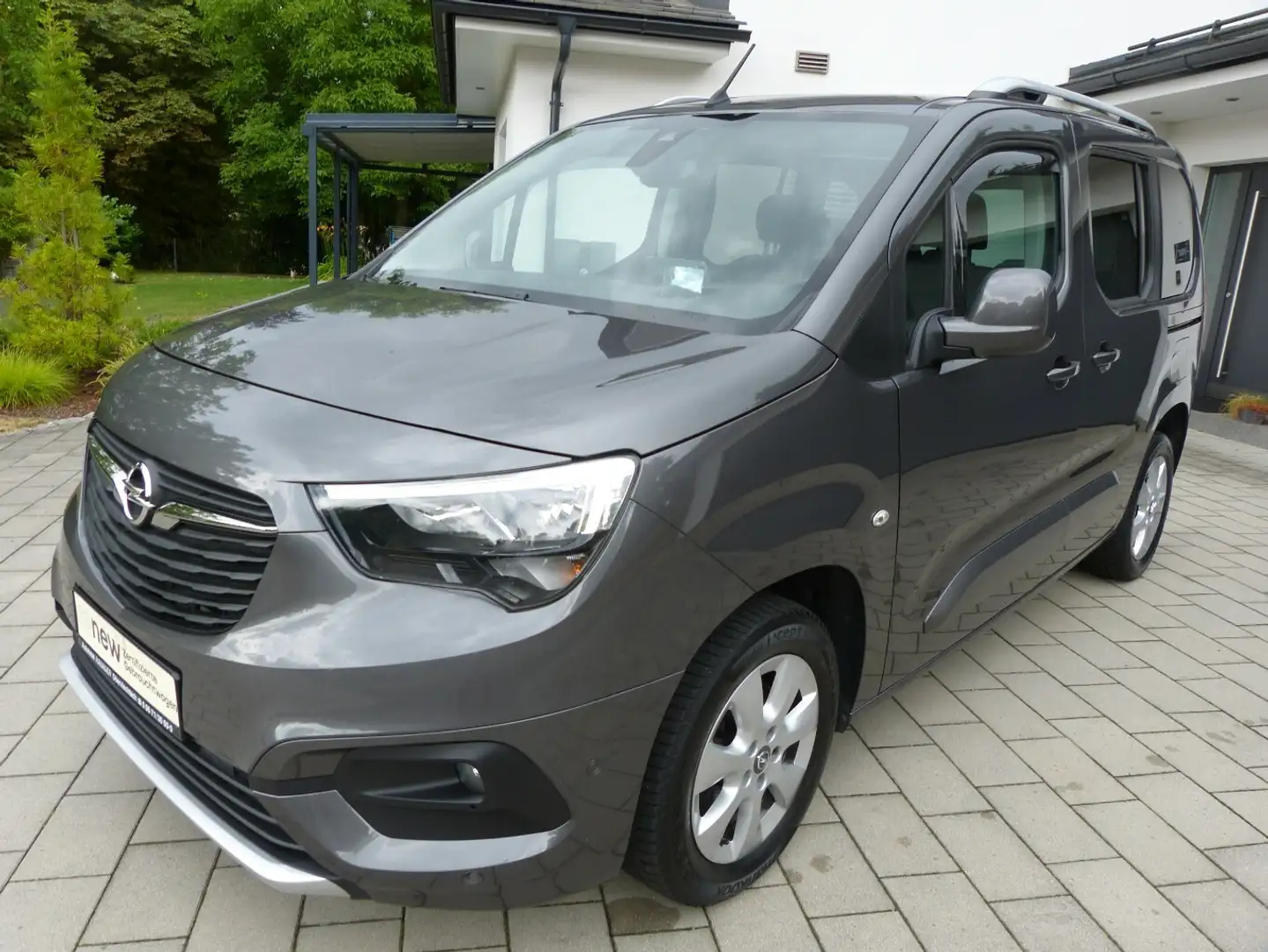 Opel Combo Life Innovation 1.5 CDTI DPF [AUTOMATIK] Grau - 1