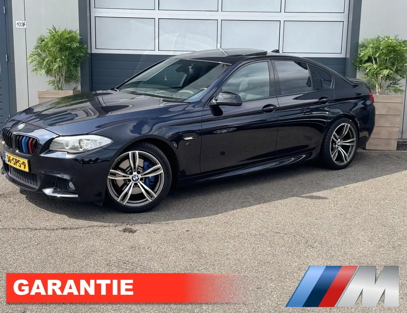 BMW 530 5-serie 530i High Executive / NAP / M-PAKKET /  LE Zwart - 2