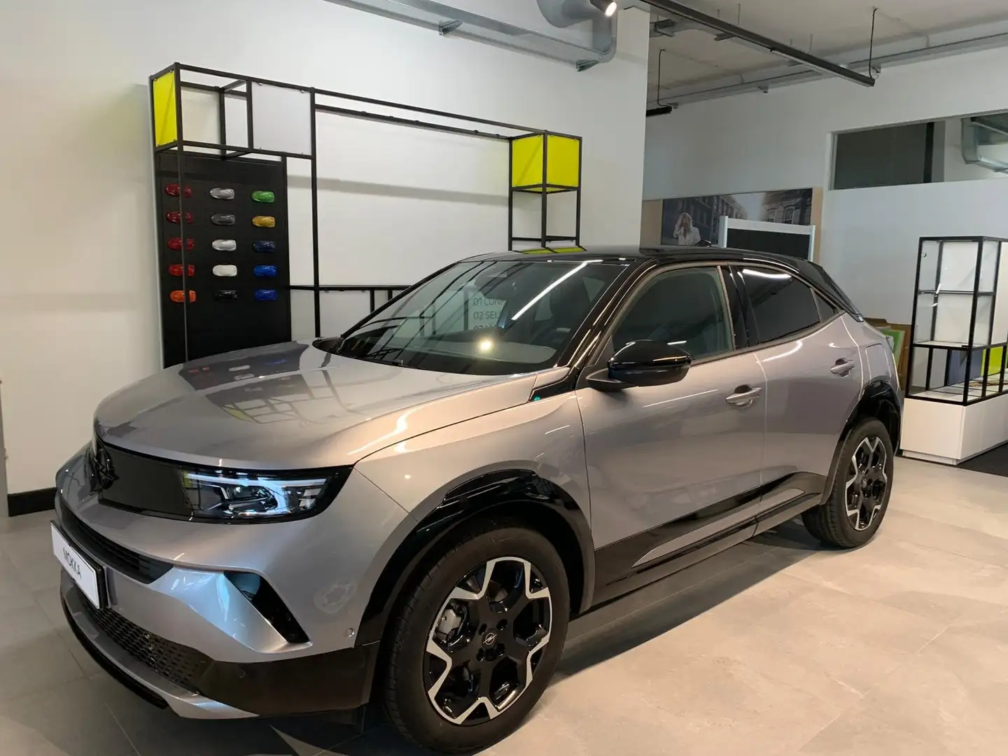 Opel Mokka hybrid GS 145cv dct6 + Tech Pack (vari colori) Argent - 2