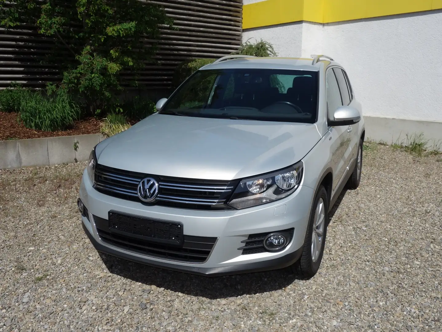 Volkswagen Tiguan Lounge Sport Gris - 1