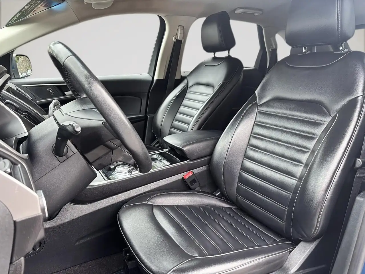 Ford Edge photo Ford Edge