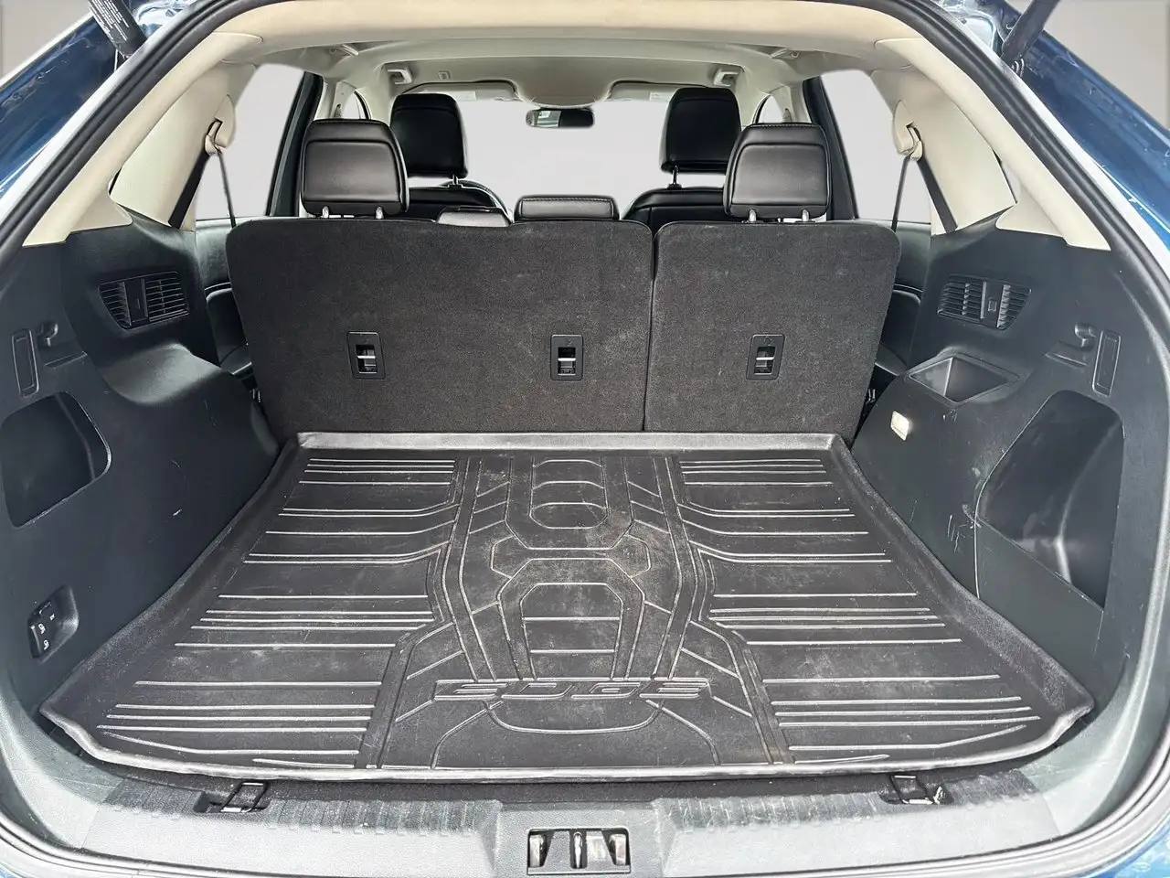 Ford Edge photo Ford Edge