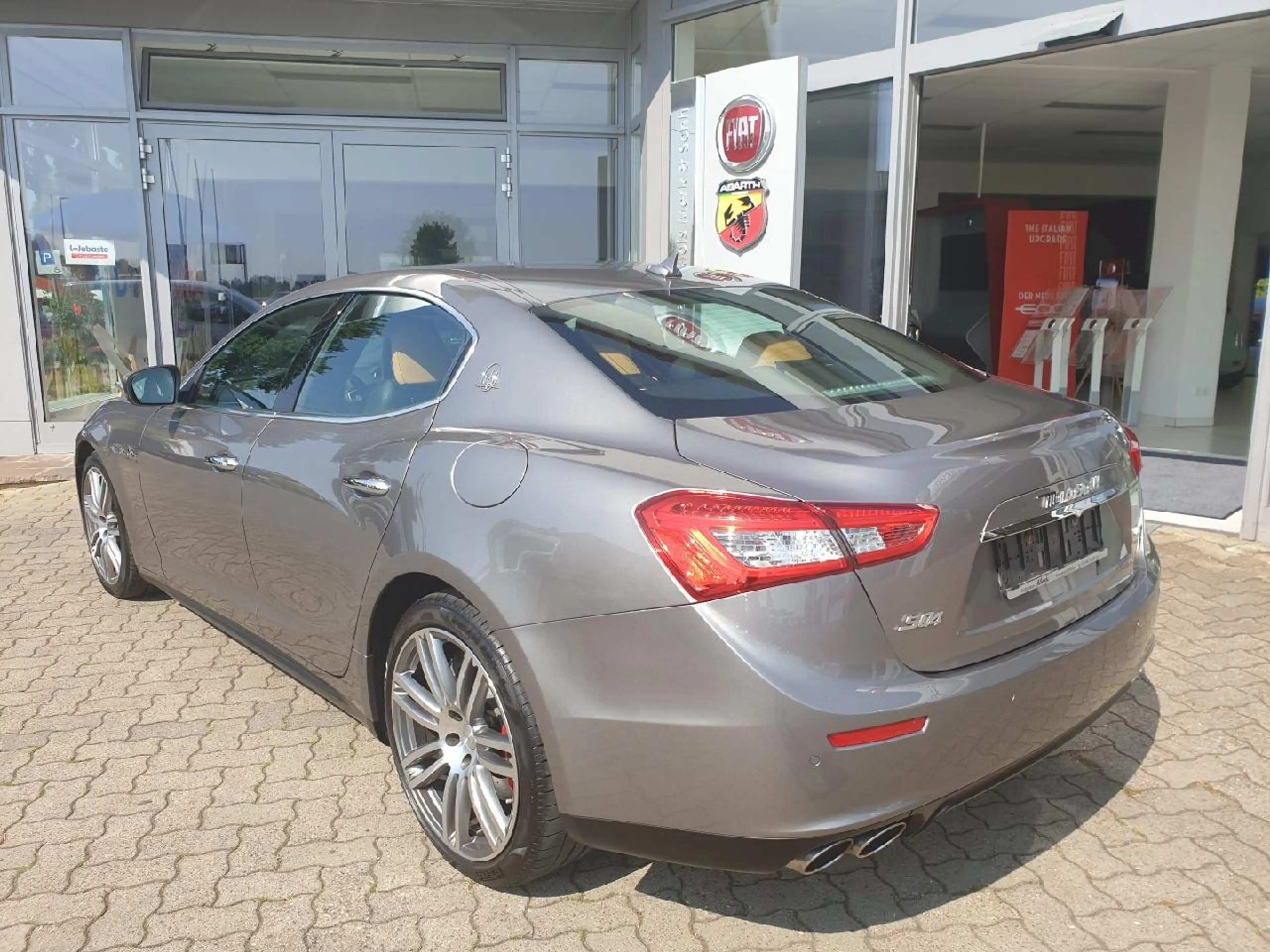 Maserati Ghibli S Q4 — photo 5