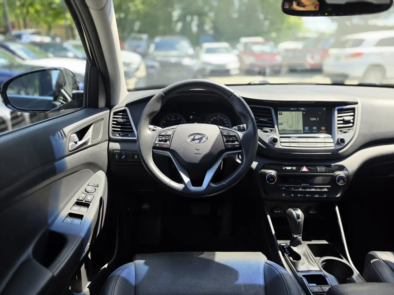 Hyundai TUCSON снимка Hyundai TUCSON