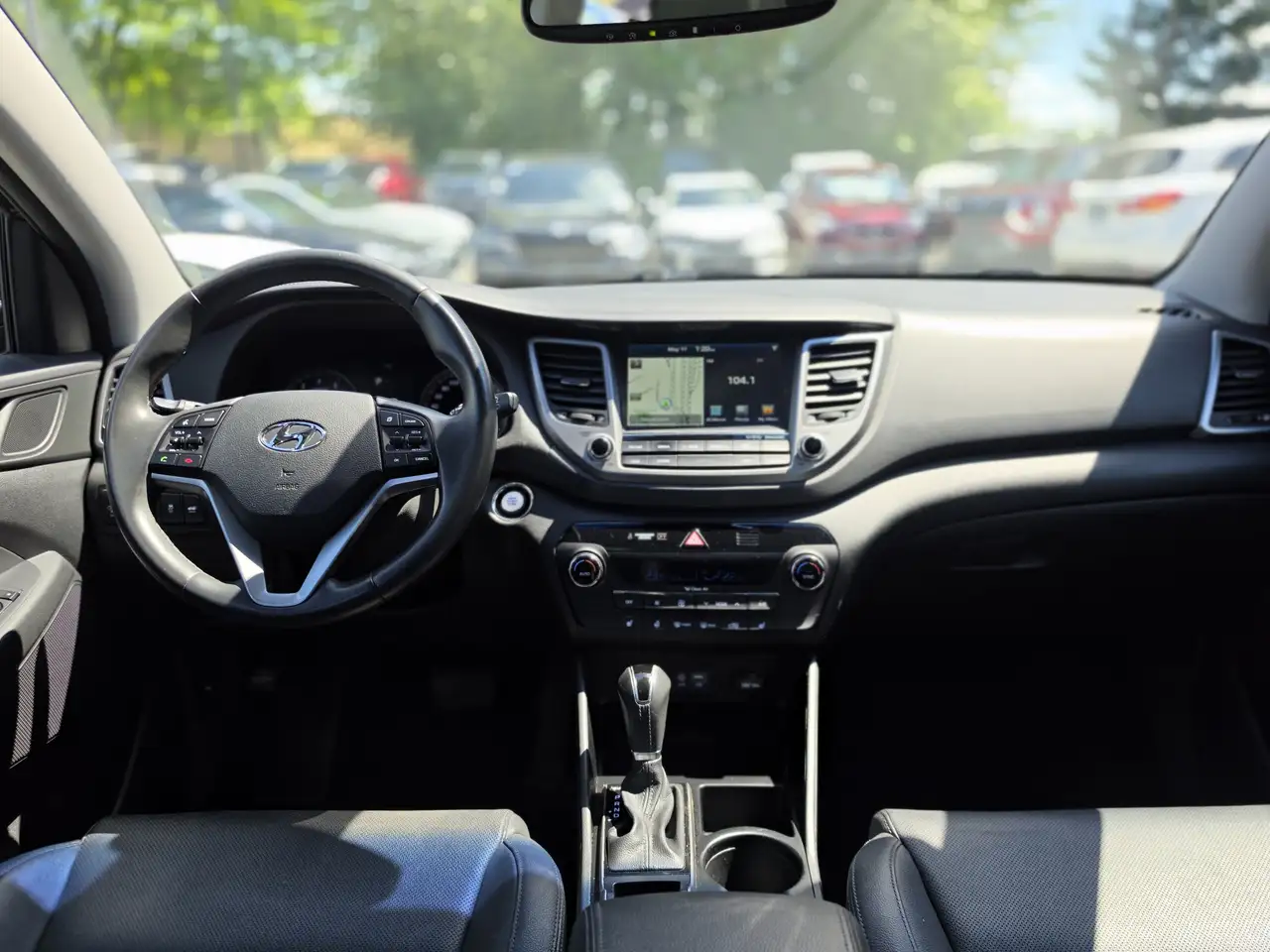 Hyundai TUCSON снимка Hyundai TUCSON