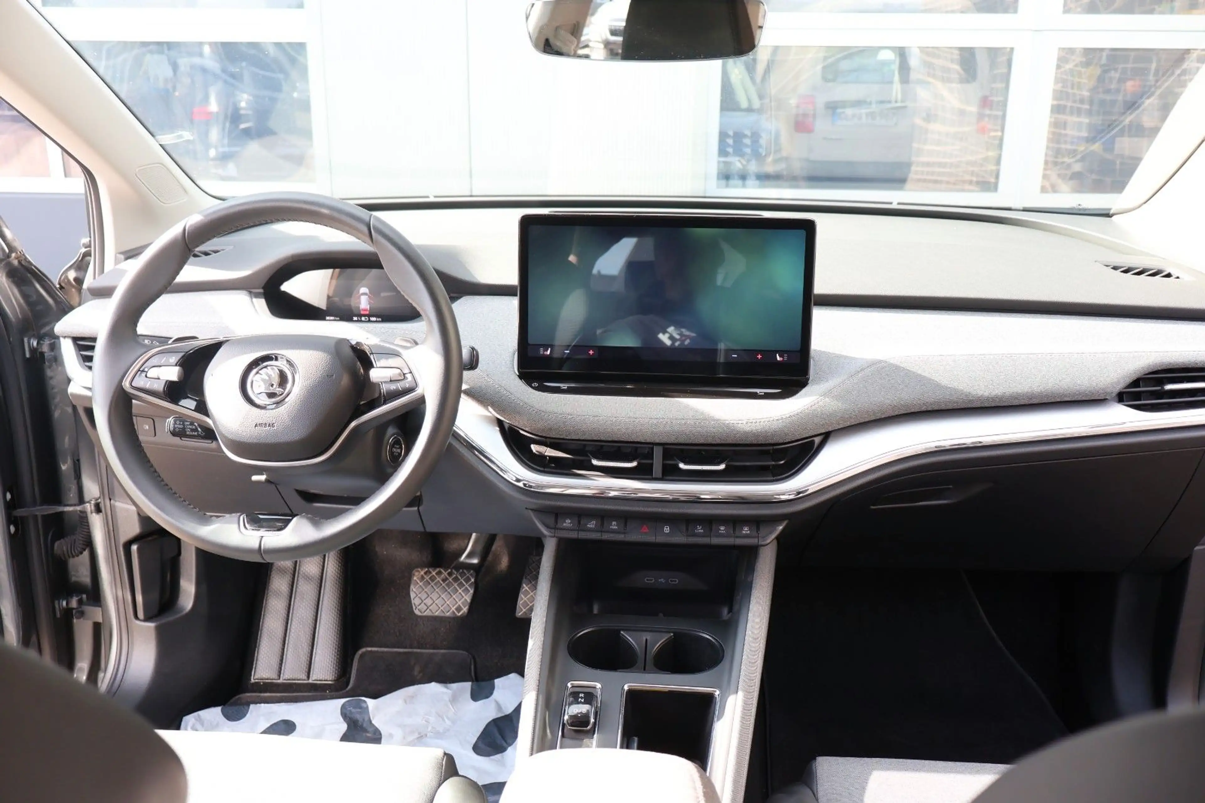 Skoda Enyaq 85 x Loft AHK /Kamera/LED/Allwetterreifen — photo 47