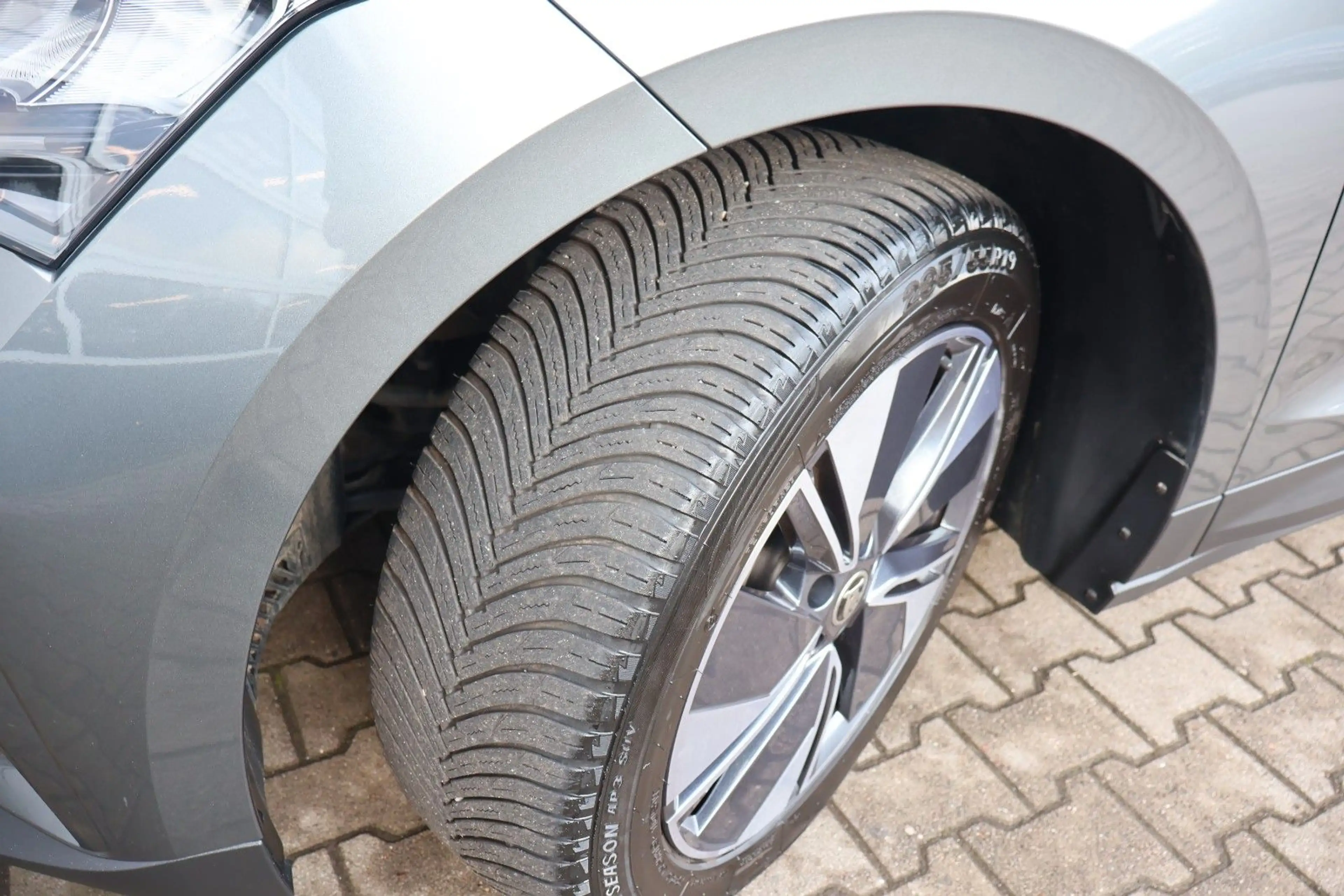 Skoda Enyaq 85 x Loft AHK /Kamera/LED/Allwetterreifen — photo 43