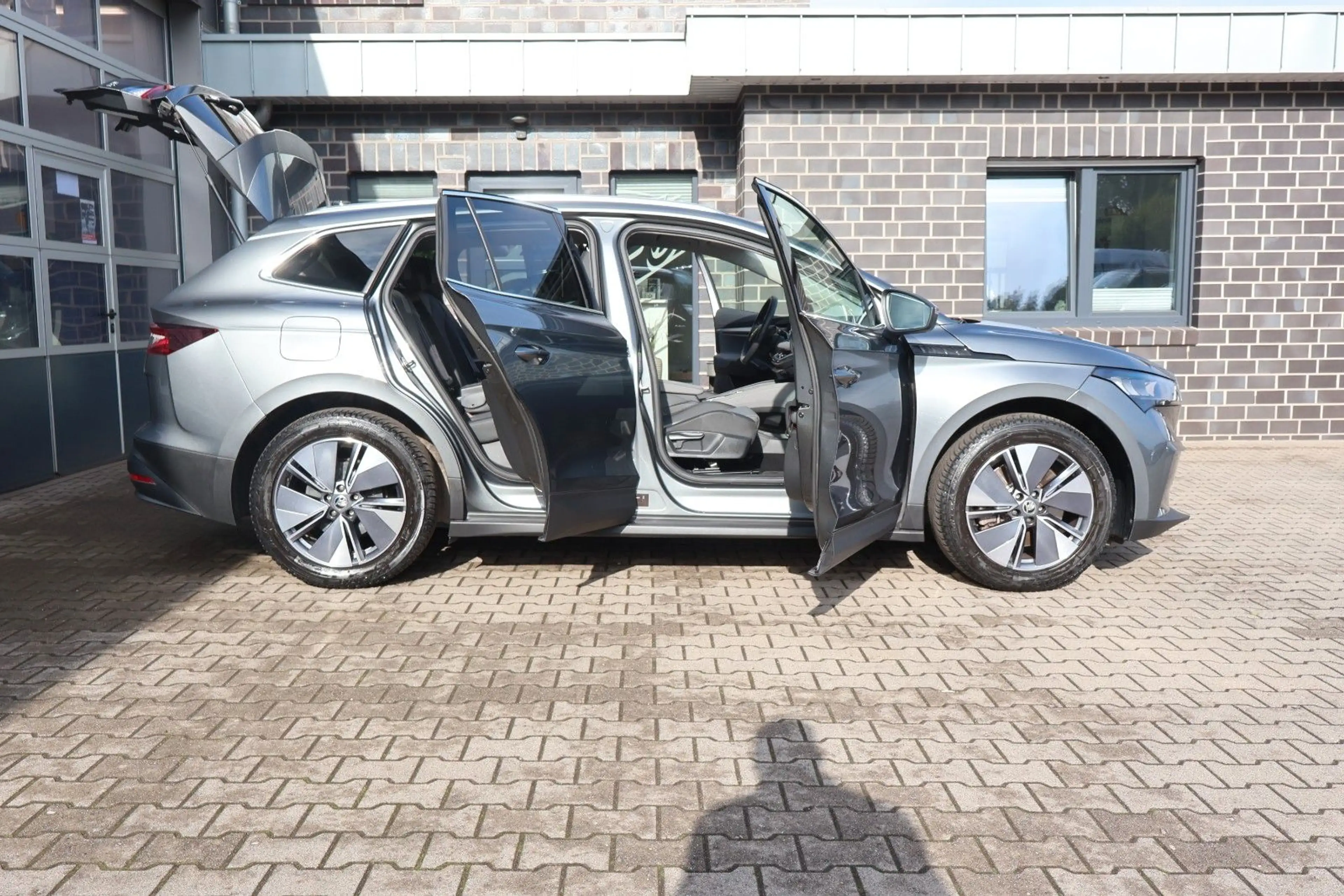 Skoda Enyaq 85 x Loft AHK /Kamera/LED/Allwetterreifen — photo 14