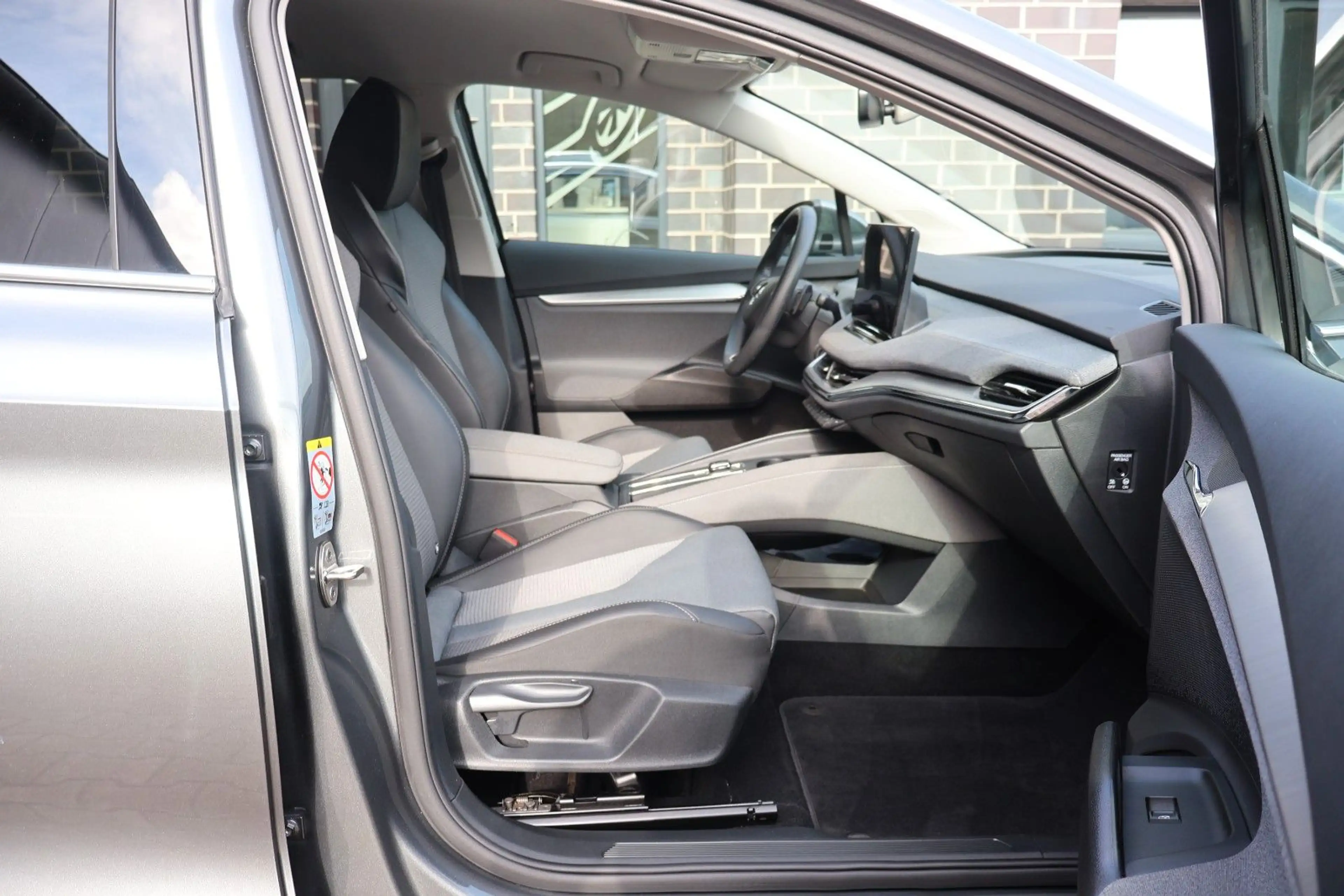 Skoda Enyaq 85 x Loft AHK /Kamera/LED/Allwetterreifen — photo 8