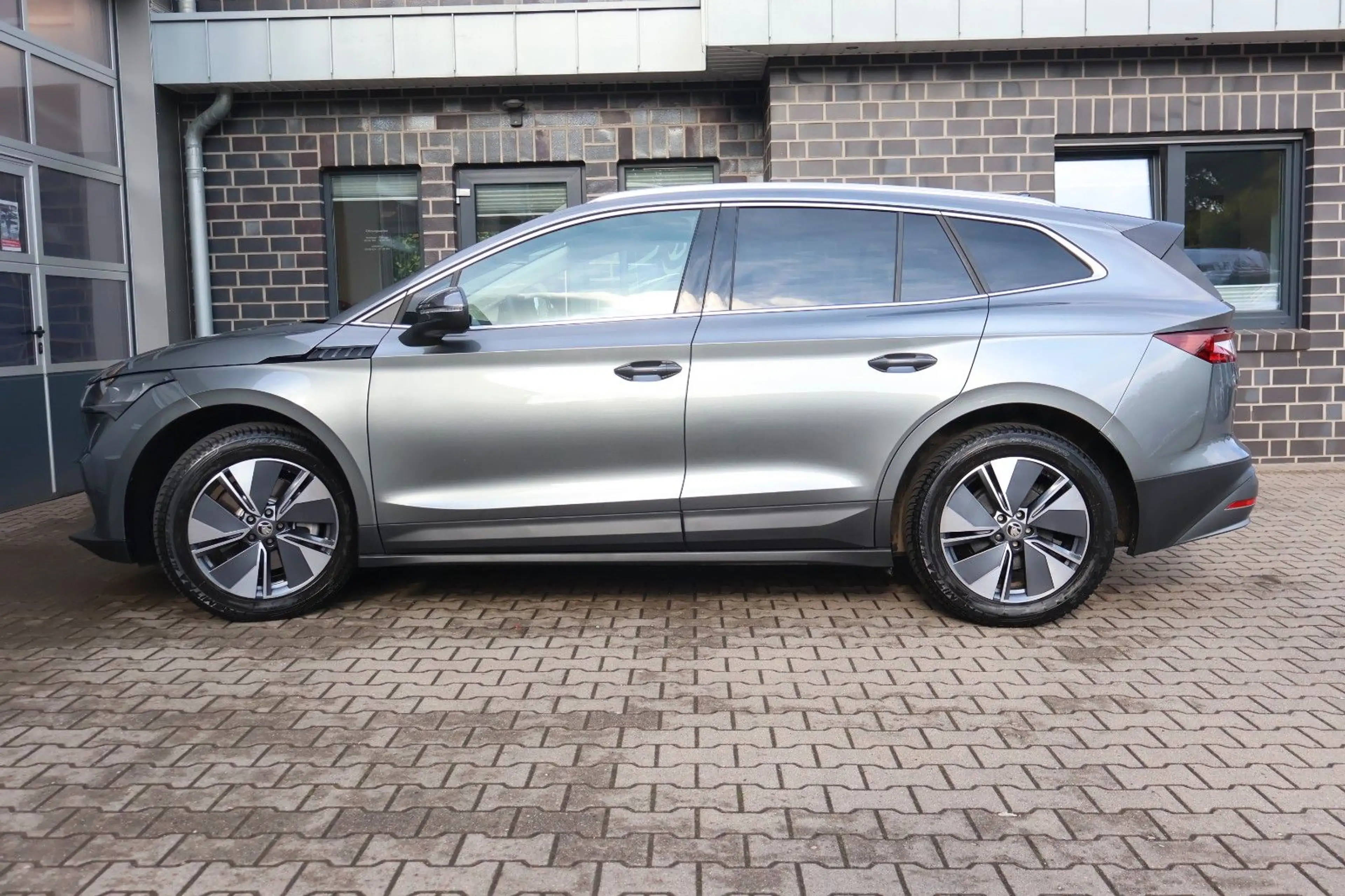 Skoda Enyaq 85 x Loft AHK /Kamera/LED/Allwetterreifen — photo 41
