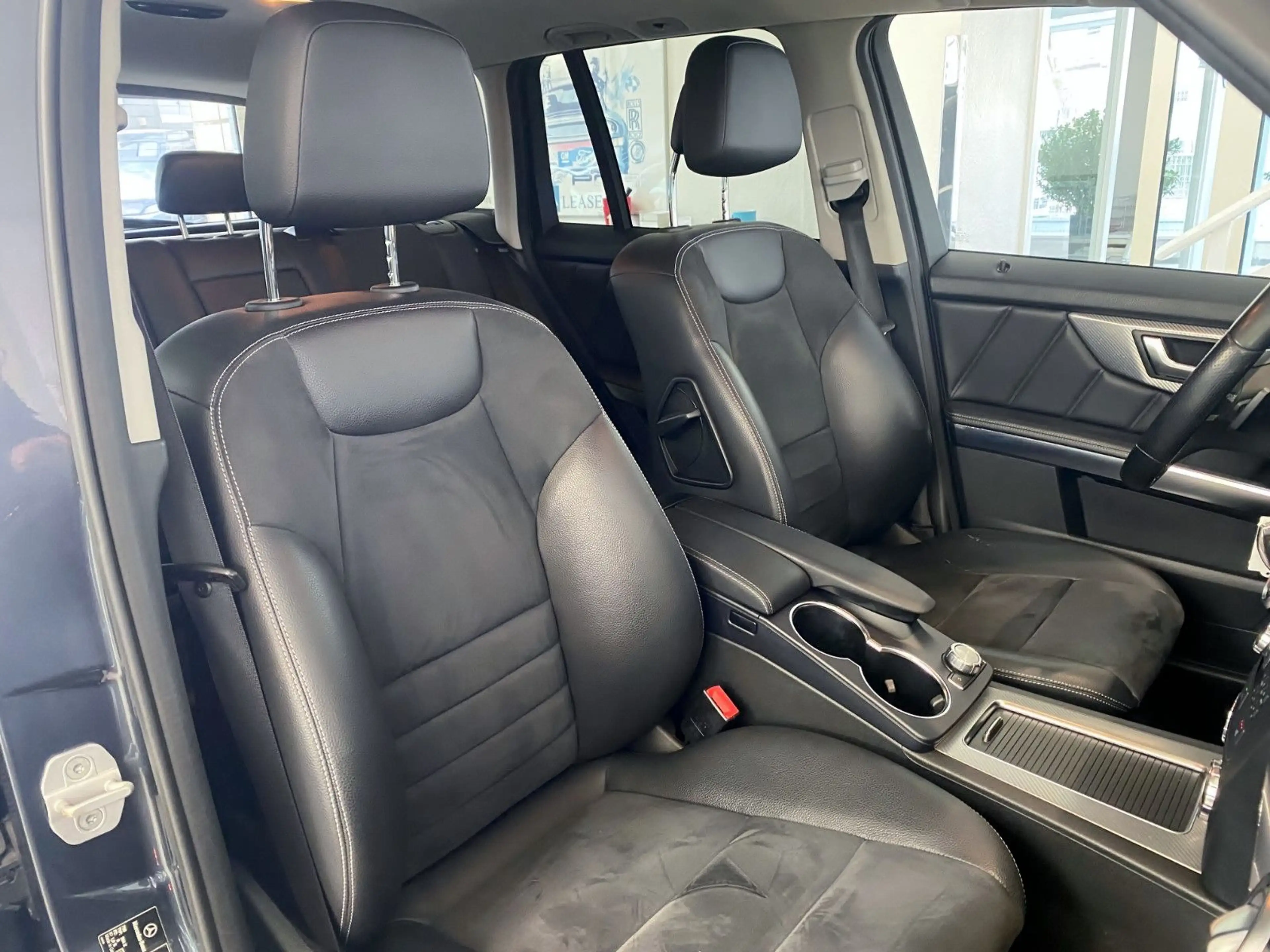 Mercedes-Benz GLK 250 CDI 4M/AMG/ACC/TW/Spur/AHK/2H — photo 12