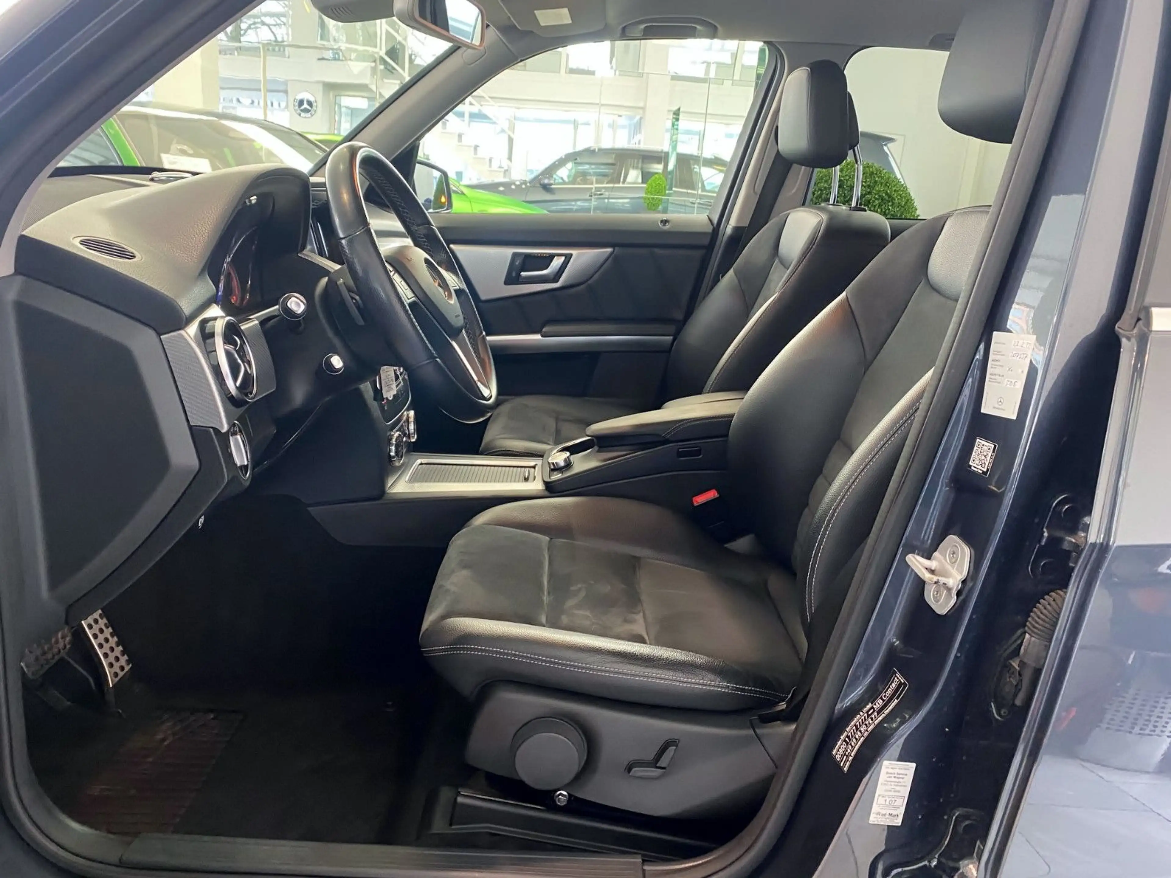 Mercedes-Benz GLK 250 CDI 4M/AMG/ACC/TW/Spur/AHK/2H — photo 7
