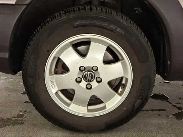 Volvo V70 view 10