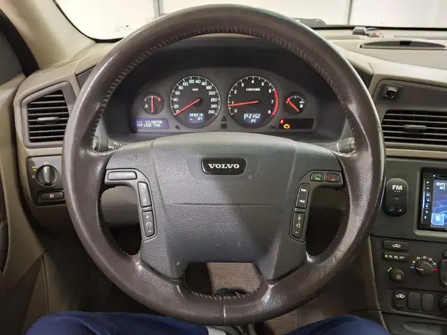 Volvo V70 view 15