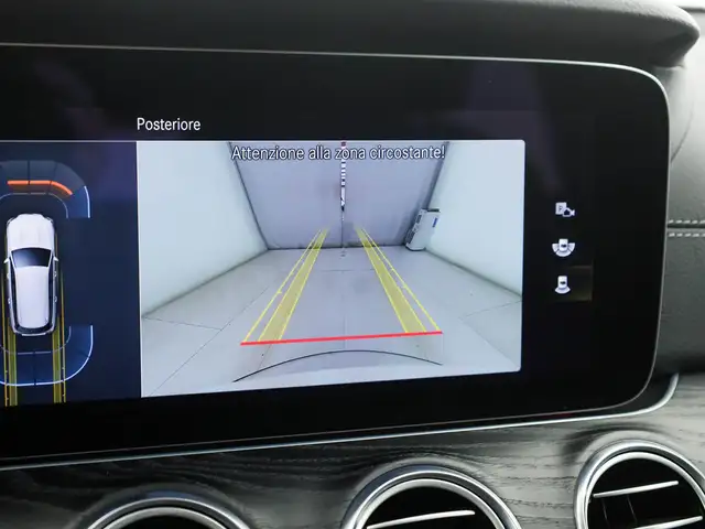 Mercedes-Benz E-Class view 17