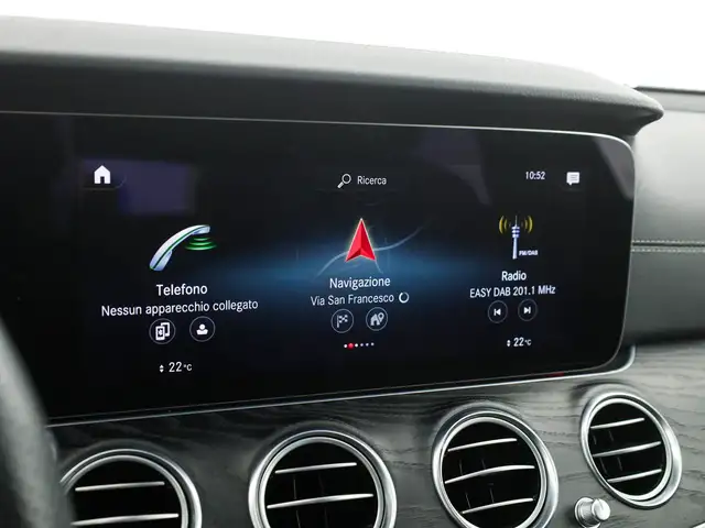 Mercedes-Benz E-Class view 16